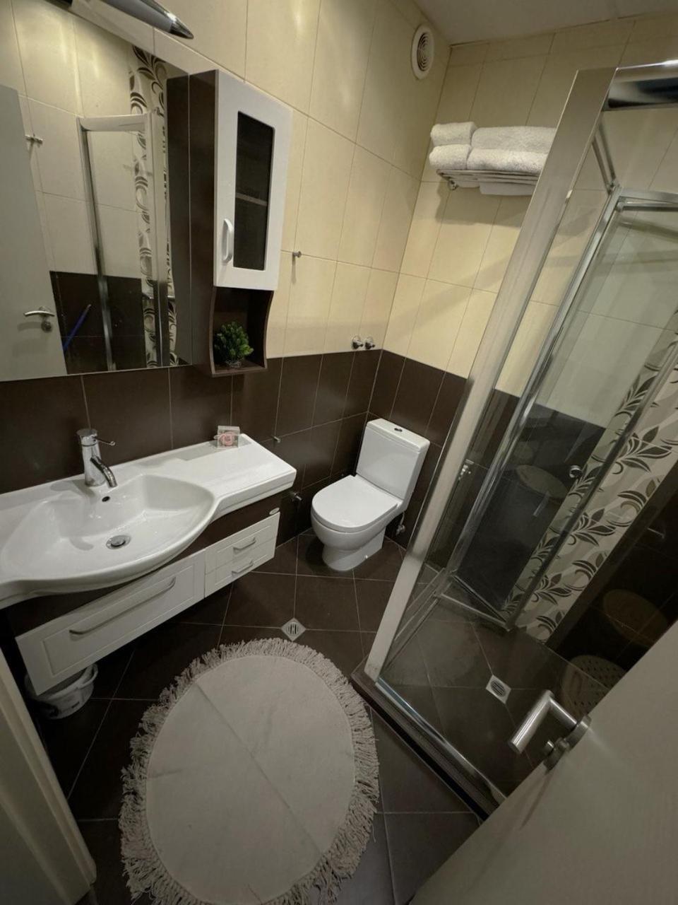 VANITY Apartments