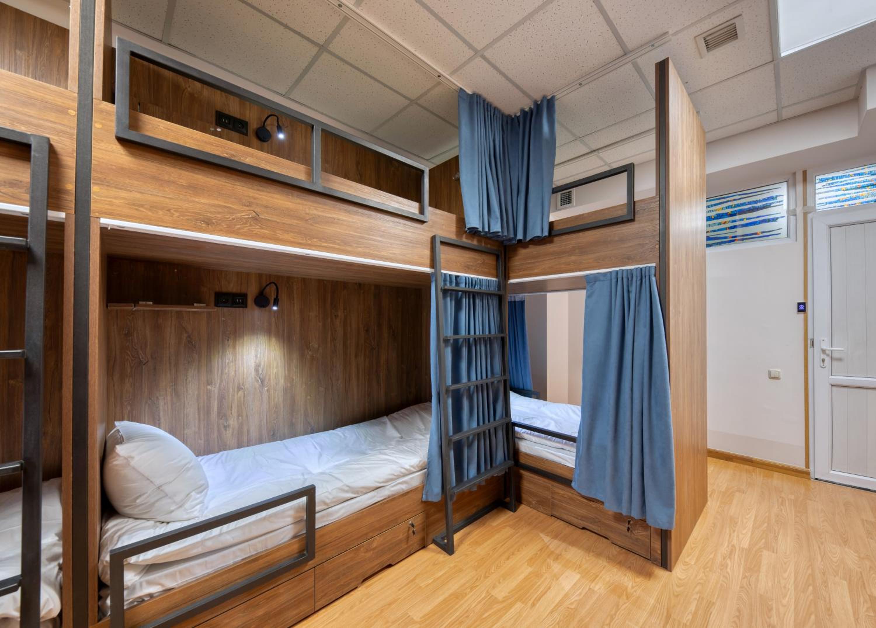 Tropica Inn Hostel