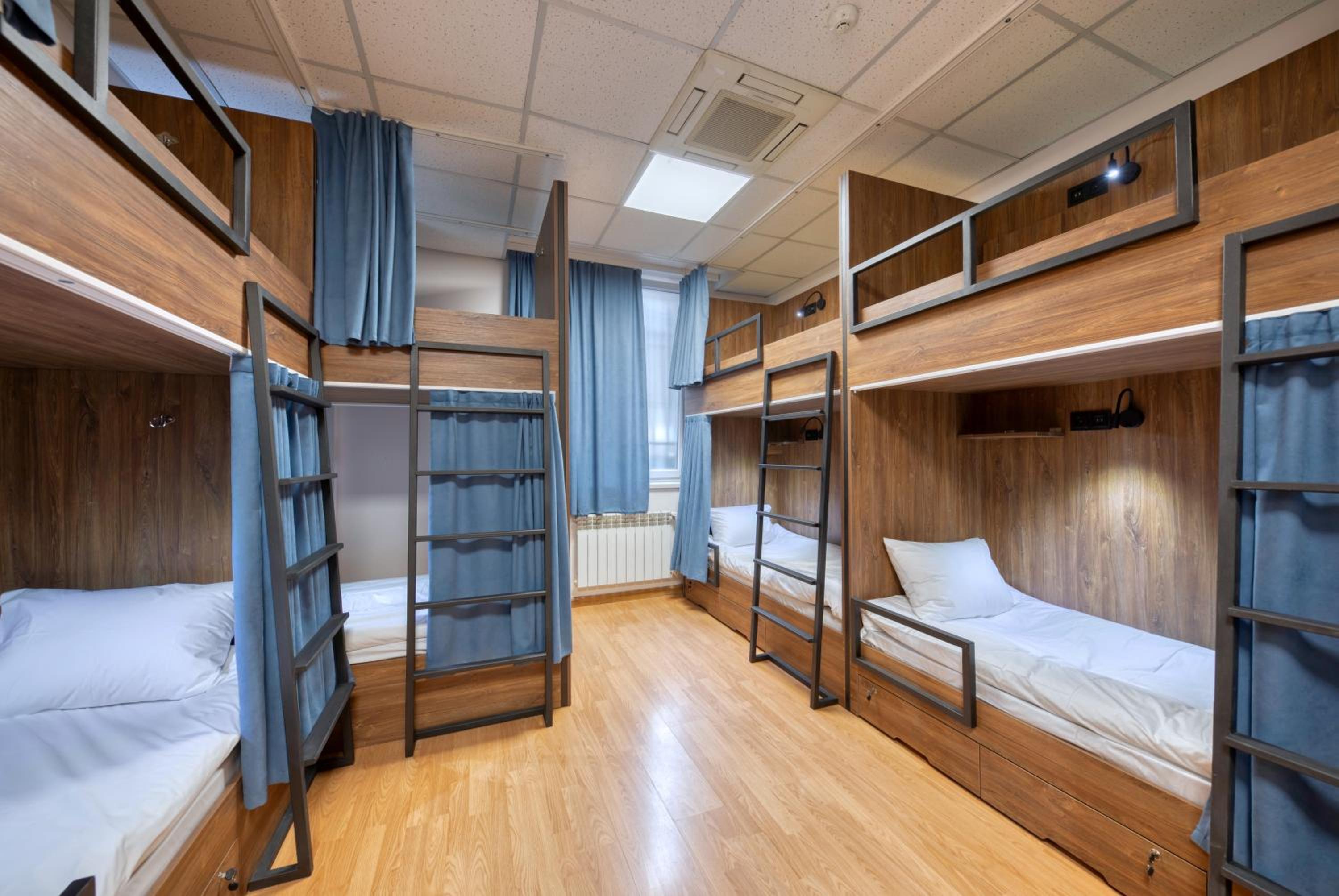 Tropica Inn Hostel