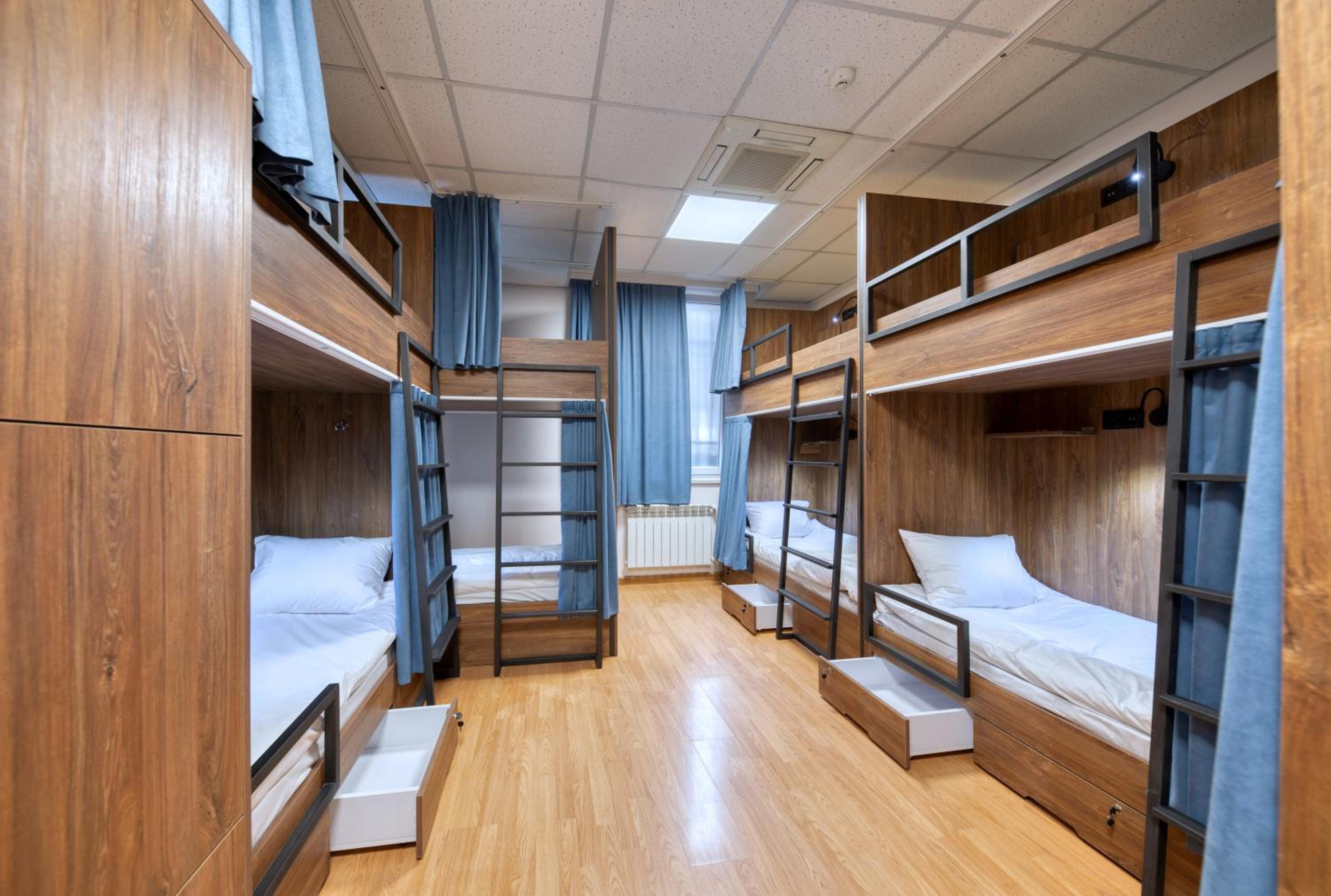 Tropica Inn Hostel