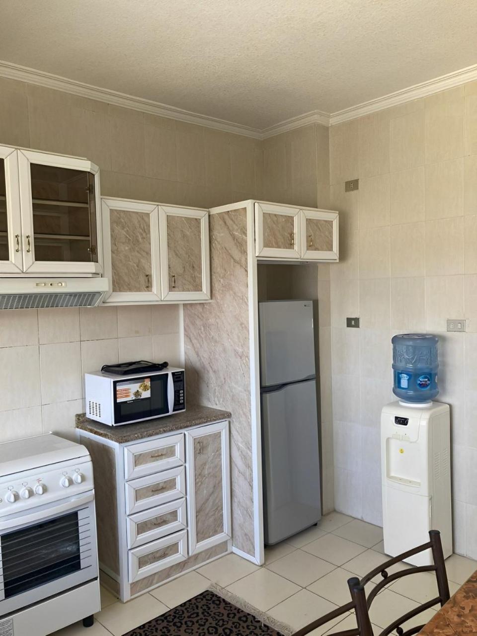 Furnished Family Apartment in Dahyet Al-Rasheed view 5