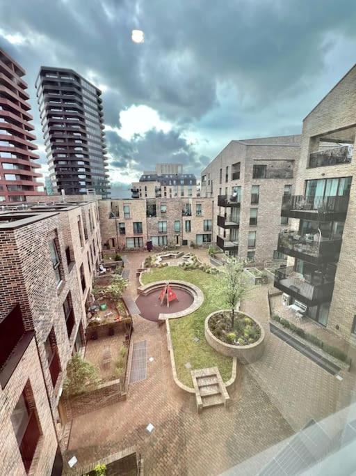 Modern New 1-Bedroom Home Stunning Views