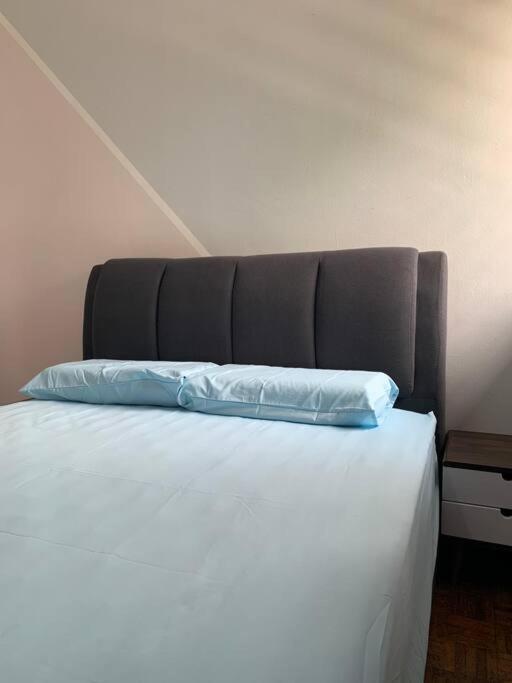 3R 10pax Landed Comfy 5 Star Bed photo 8