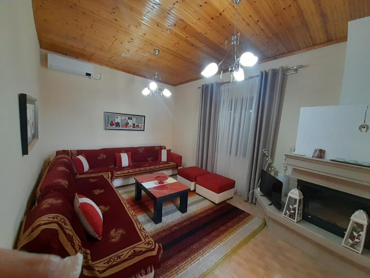 George's Ap Gjirokastër