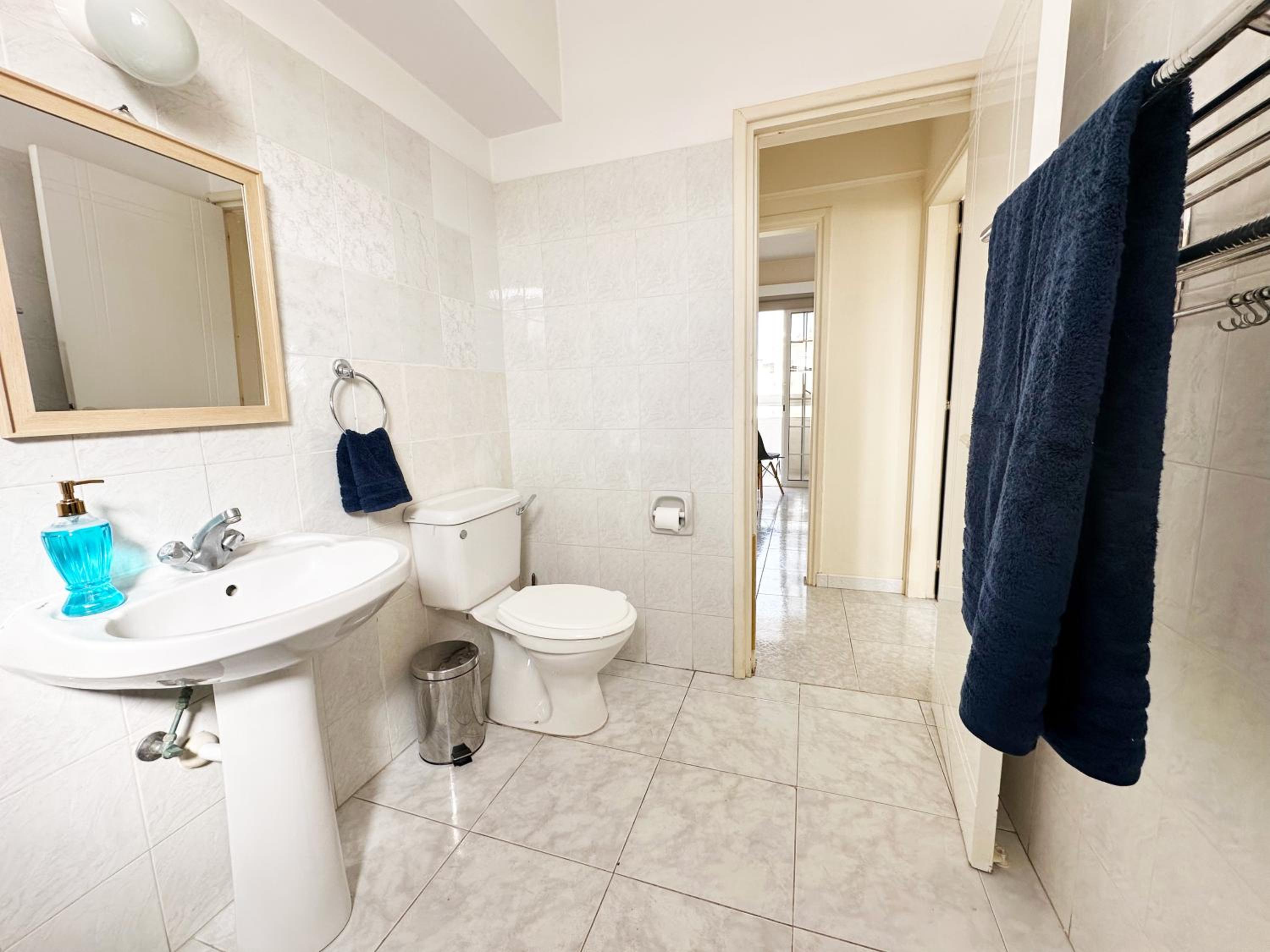 Serenity Sunrise Holiday Apt - Larnaca