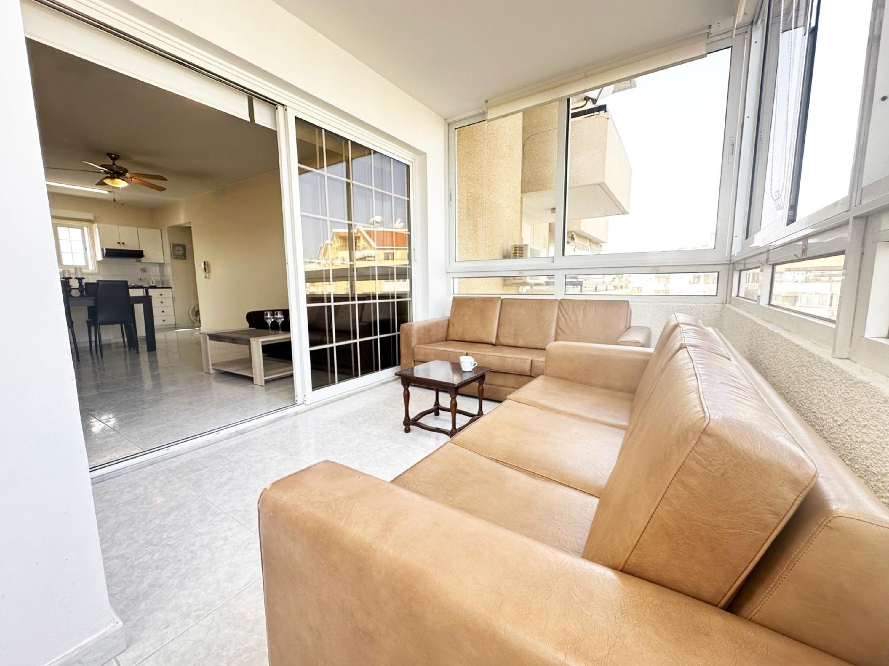 Serenity Sunrise Holiday Apt - Larnaca