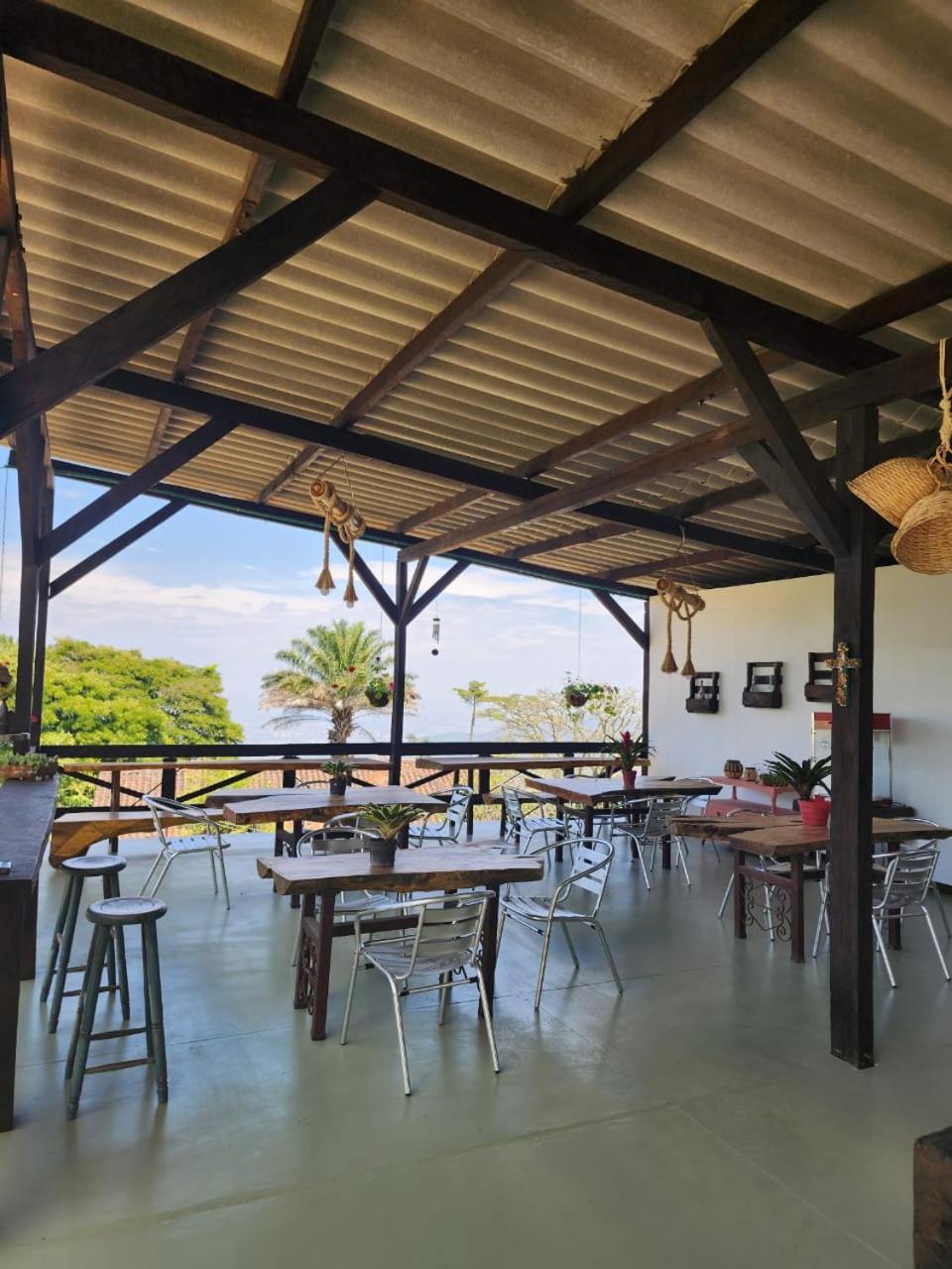 Hostal Restaurante Checha Dapa