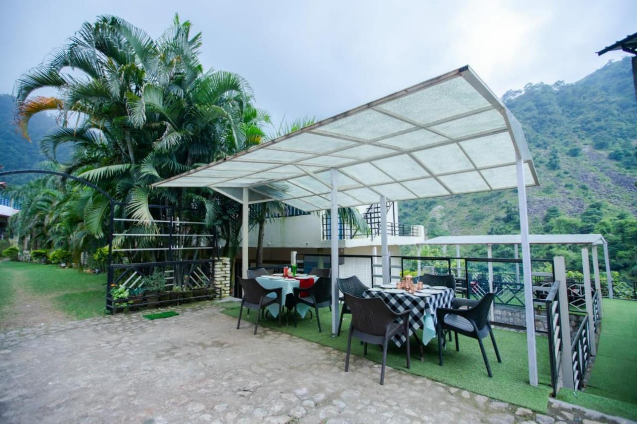 Baandal River Resort Maldevta