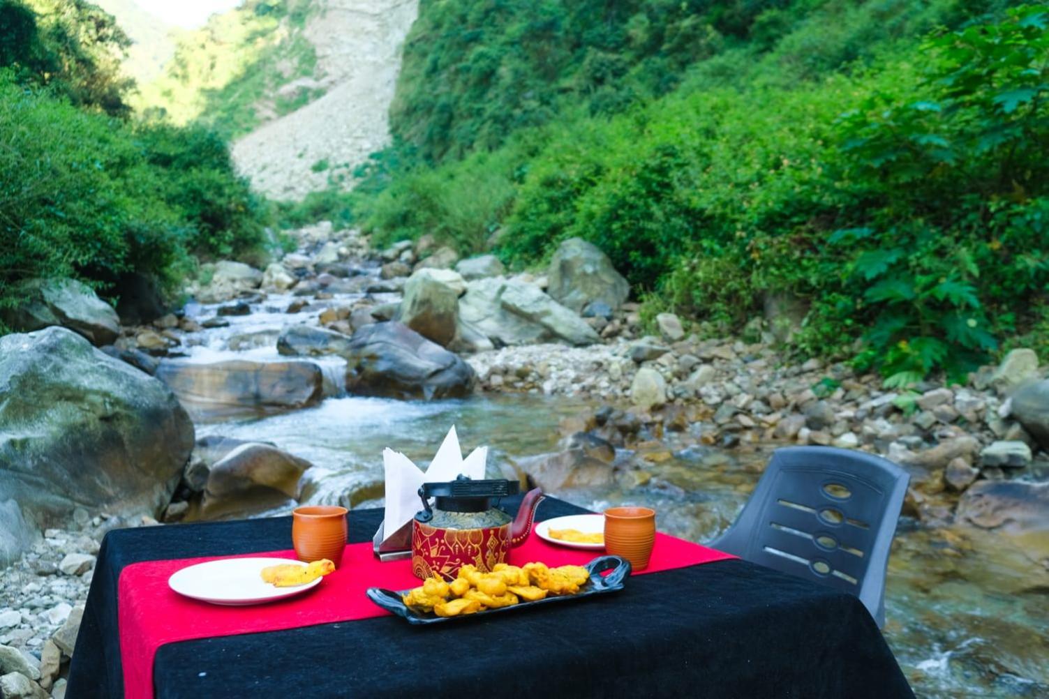 Baandal River Resort Maldevta