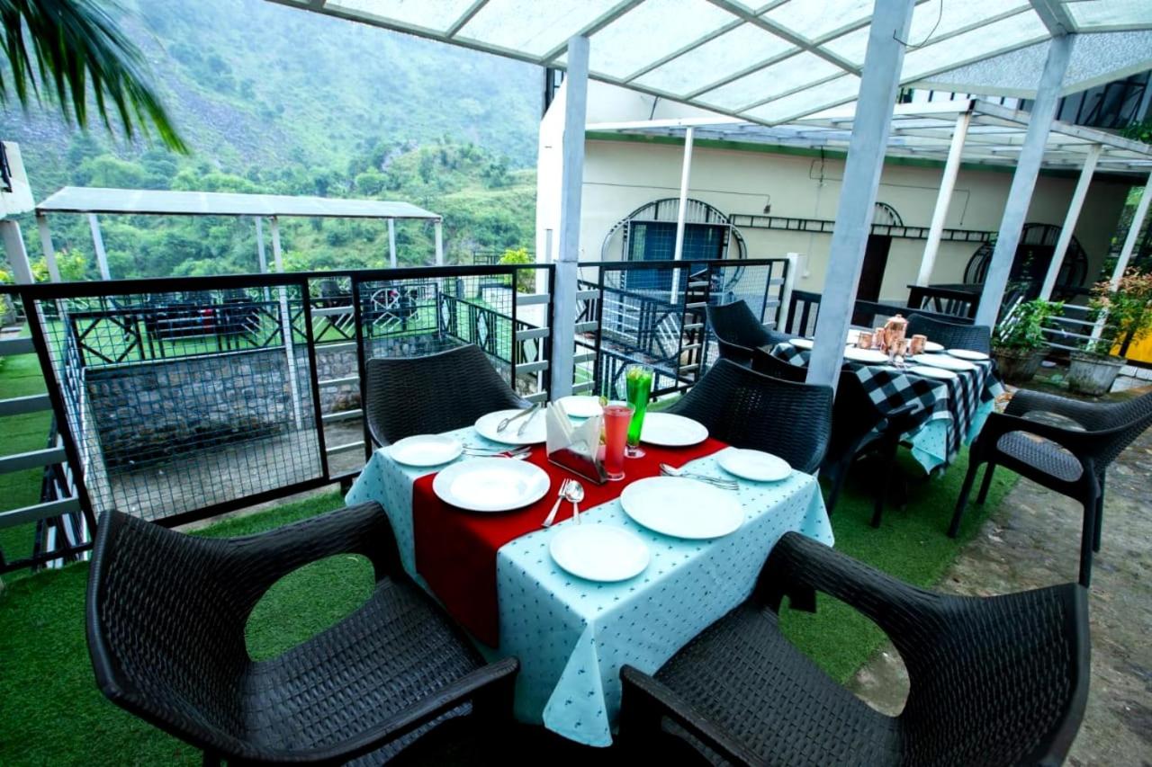 Baandal River Resort Maldevta