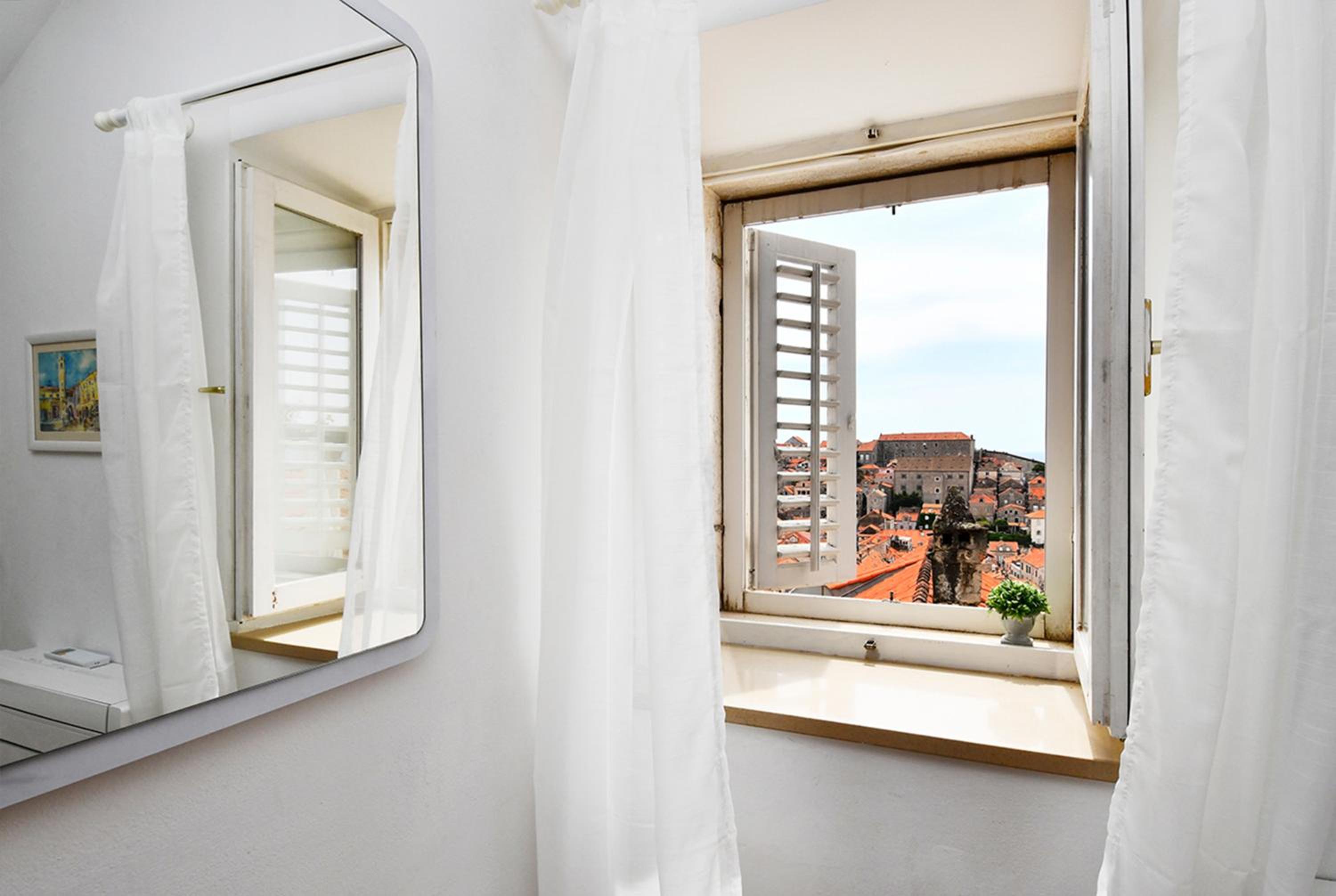 Apartments Lucia Old Town
