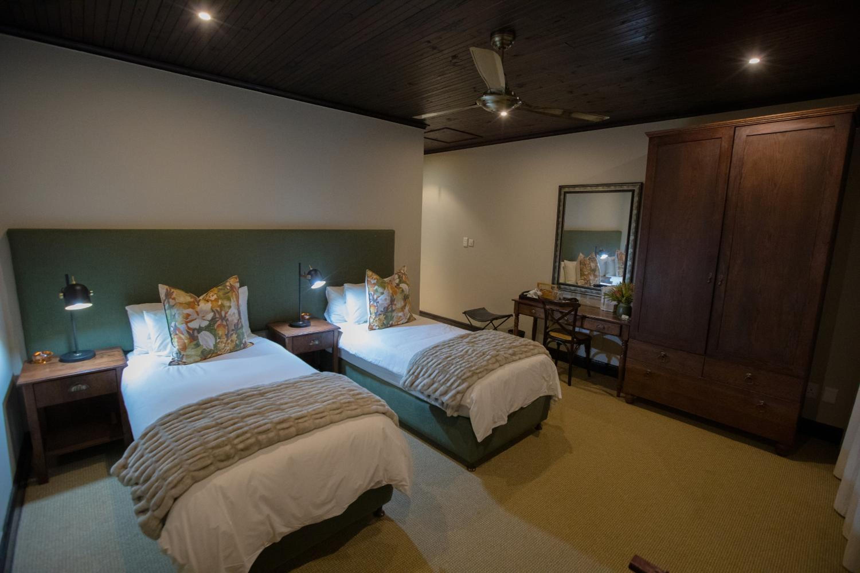Swartberg Private Game Lodge