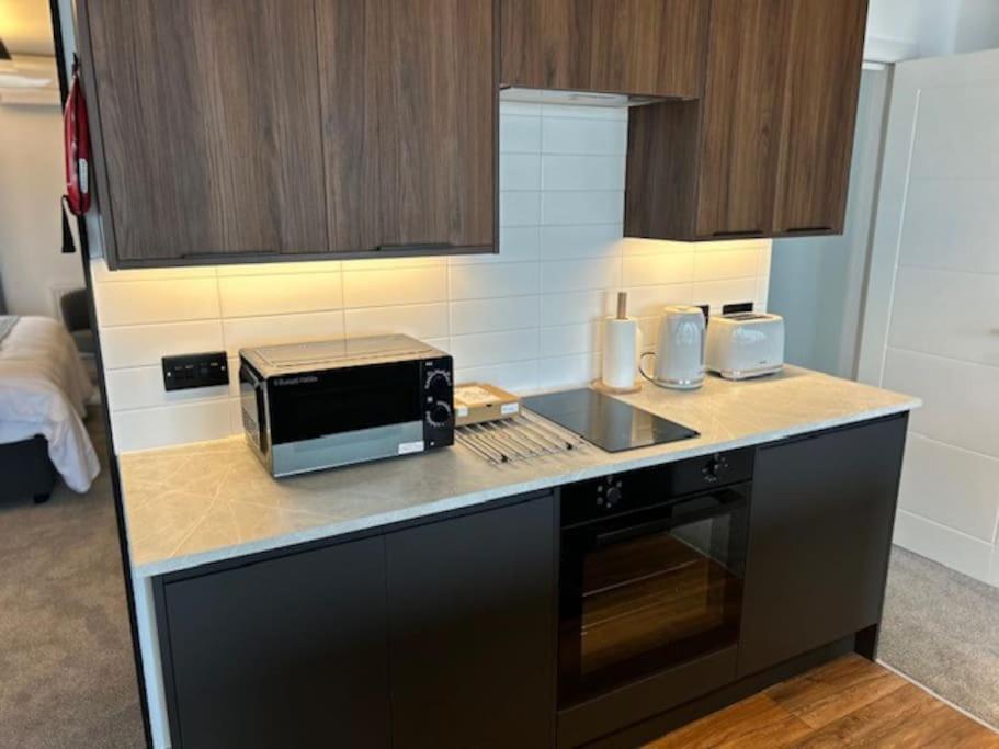 Stunning New Seafront Apartment
