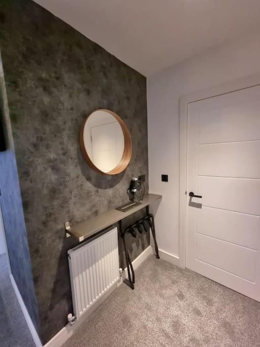 Stunning New Seafront Apartment
