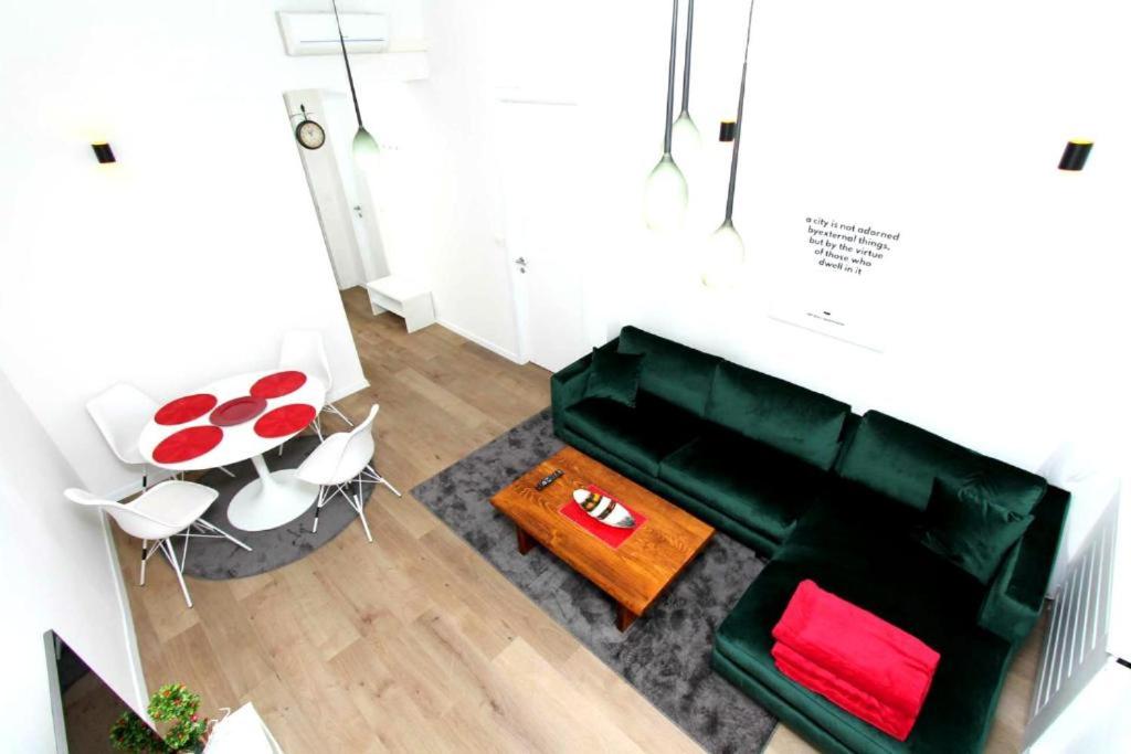 Old Town Luxe Living
