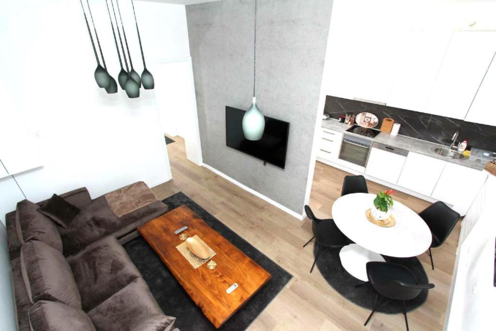 Old Town Luxe Living
