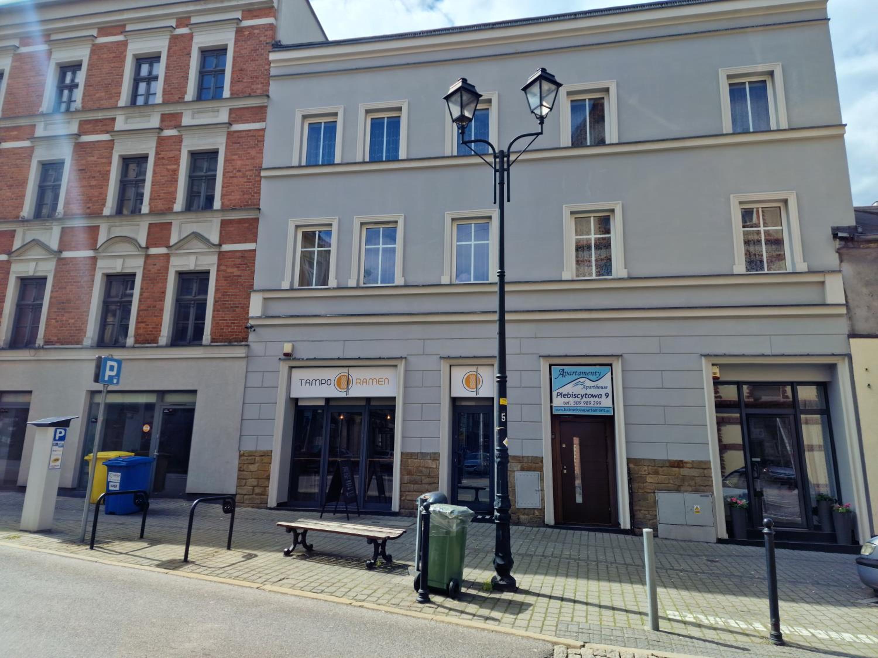 ApartHouse City Center - Apartments & Rooms - 5 min Rynek & PKP - Self check-in 24h