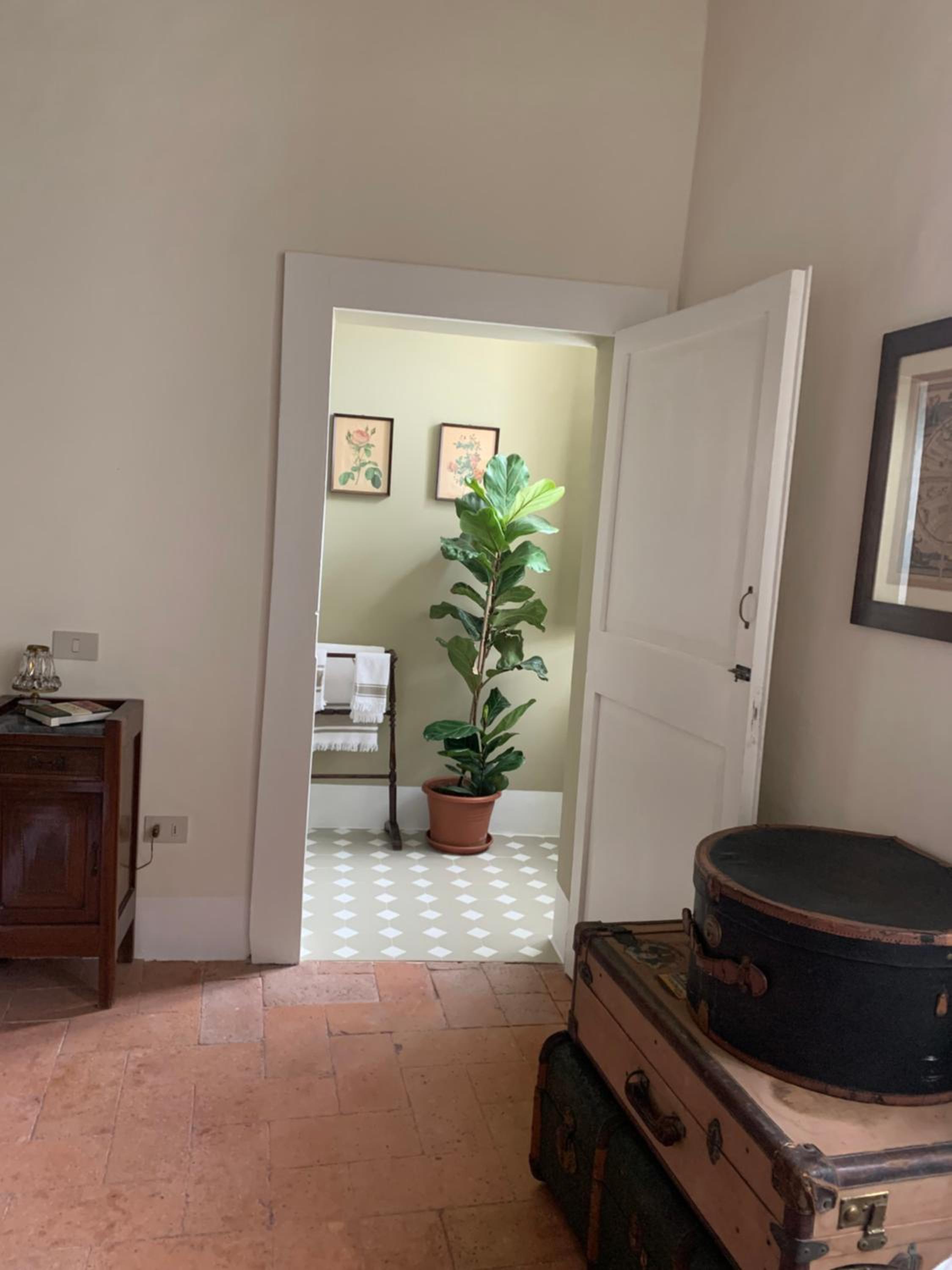 hotel room