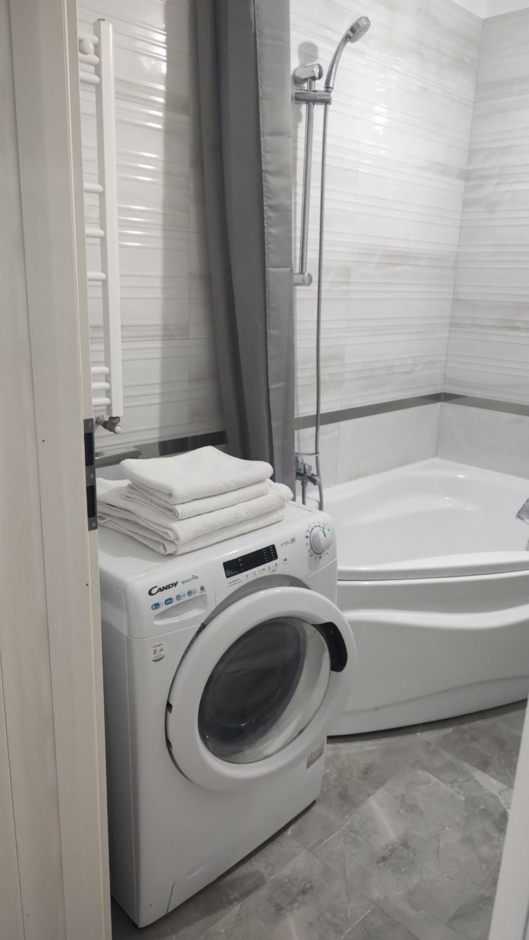 Calm-Luxury Modern Studio Free Parking Air Conditioning Espresso Bright View Complet Utilat, photo 10