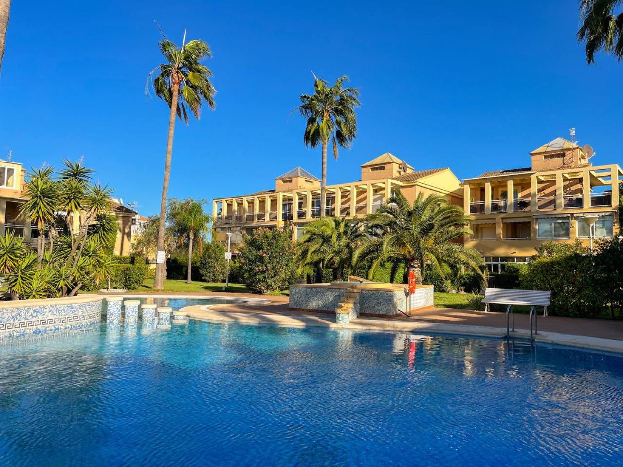 2-bed Apartament Rosaleda Monterey
