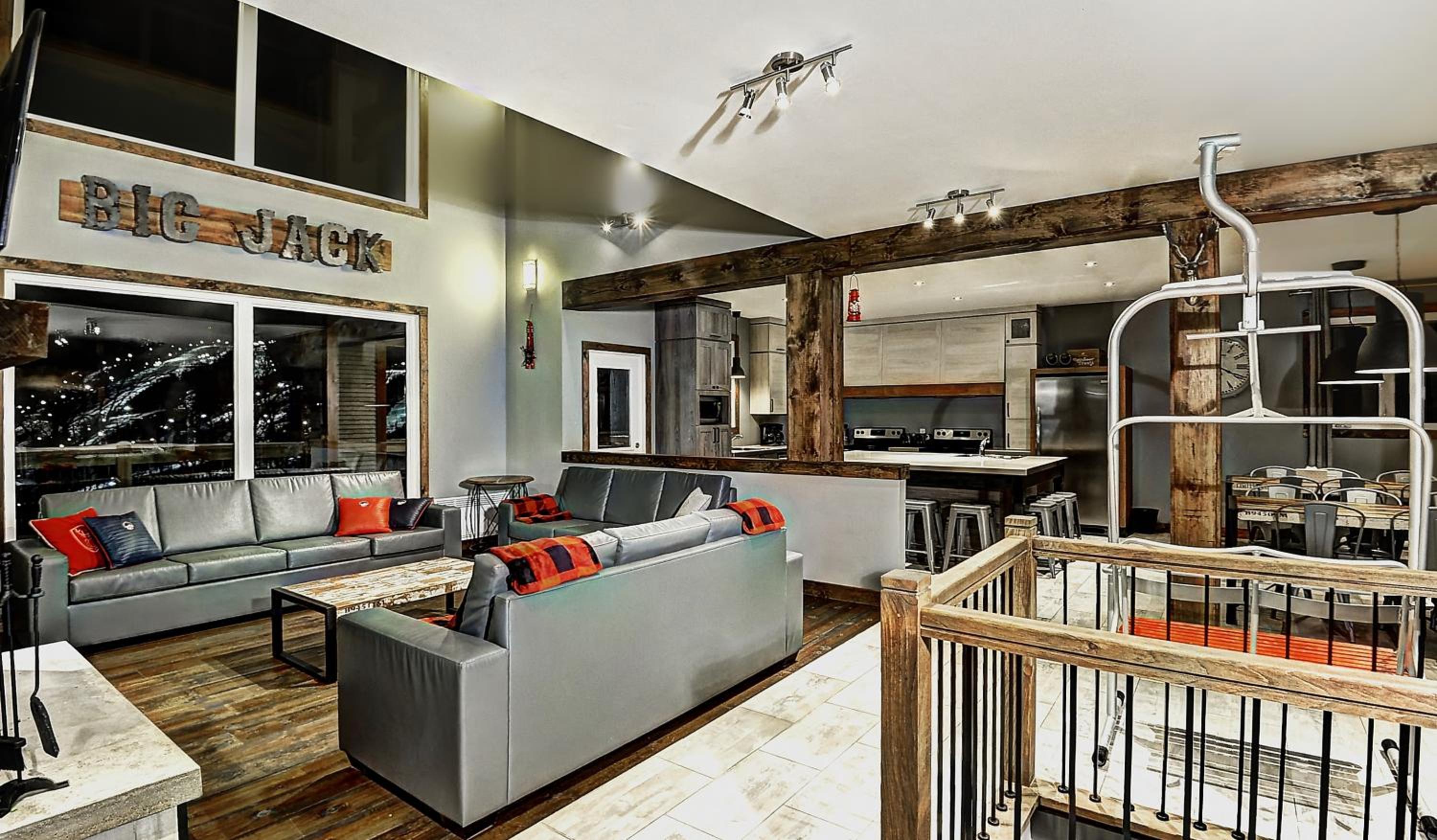 The Big Jack Chalet 33 Chemin Blanc by Les Chalets Alpins view 3