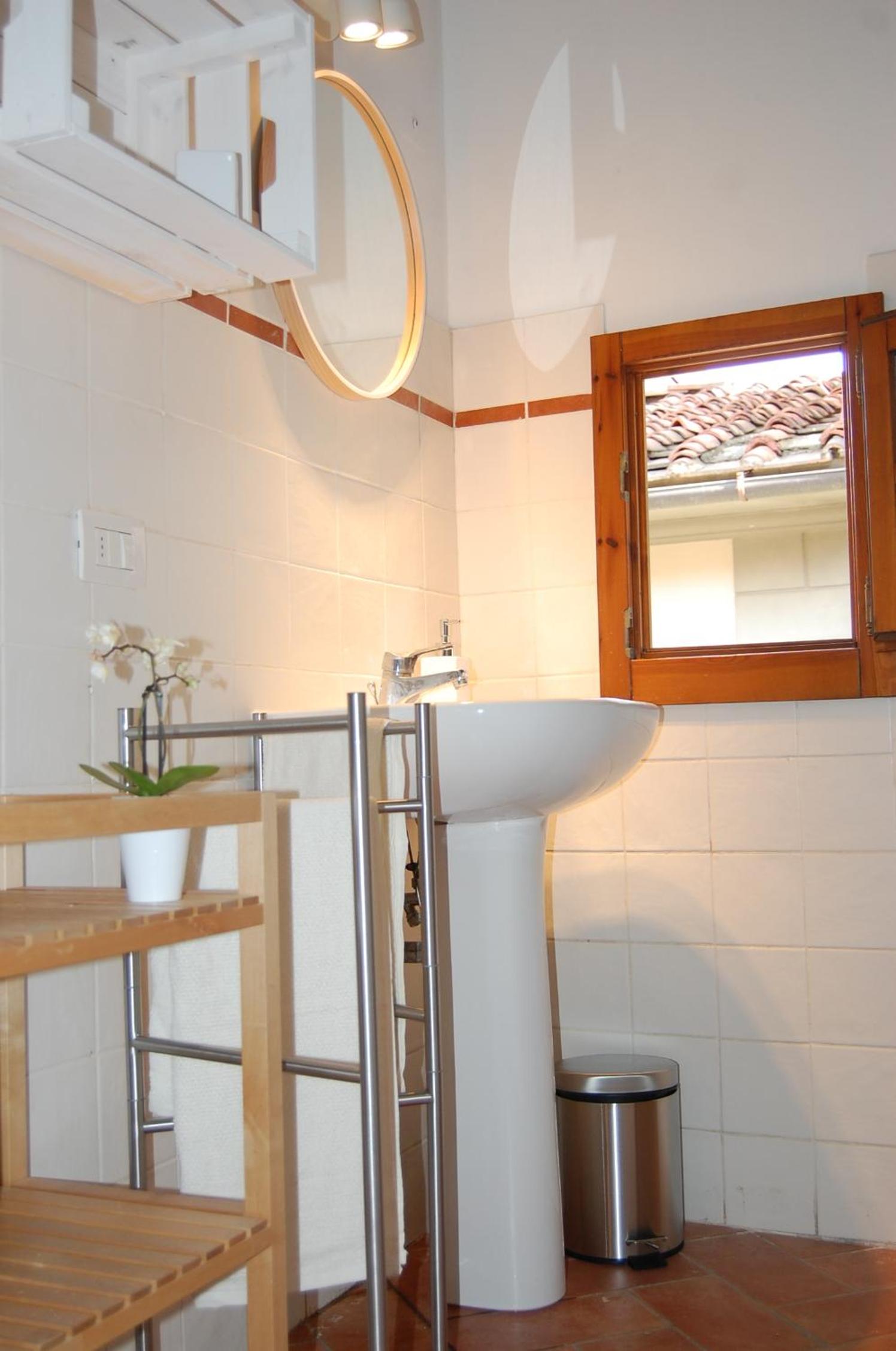 Lovely apartment close to leaning tower photo 2