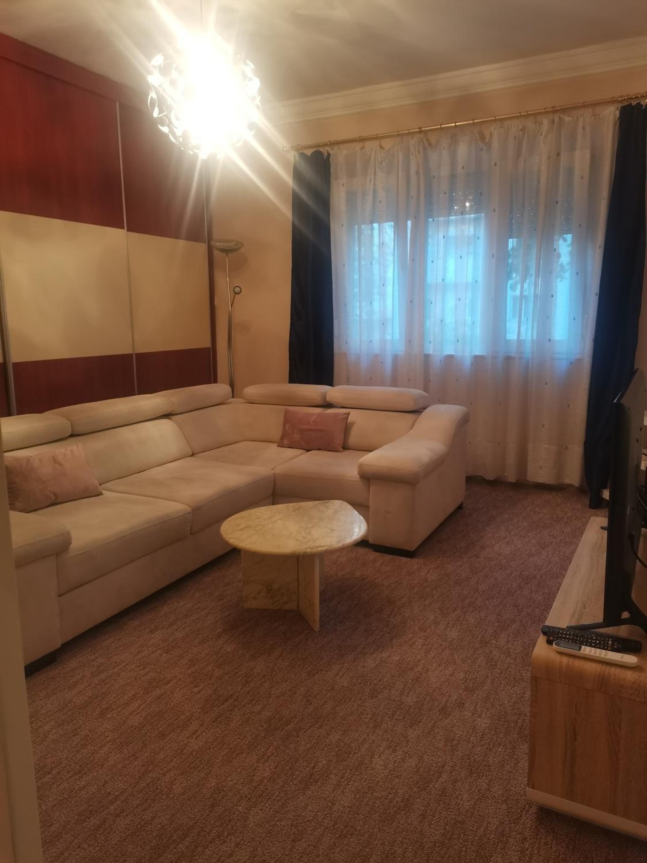 Stadion apartman