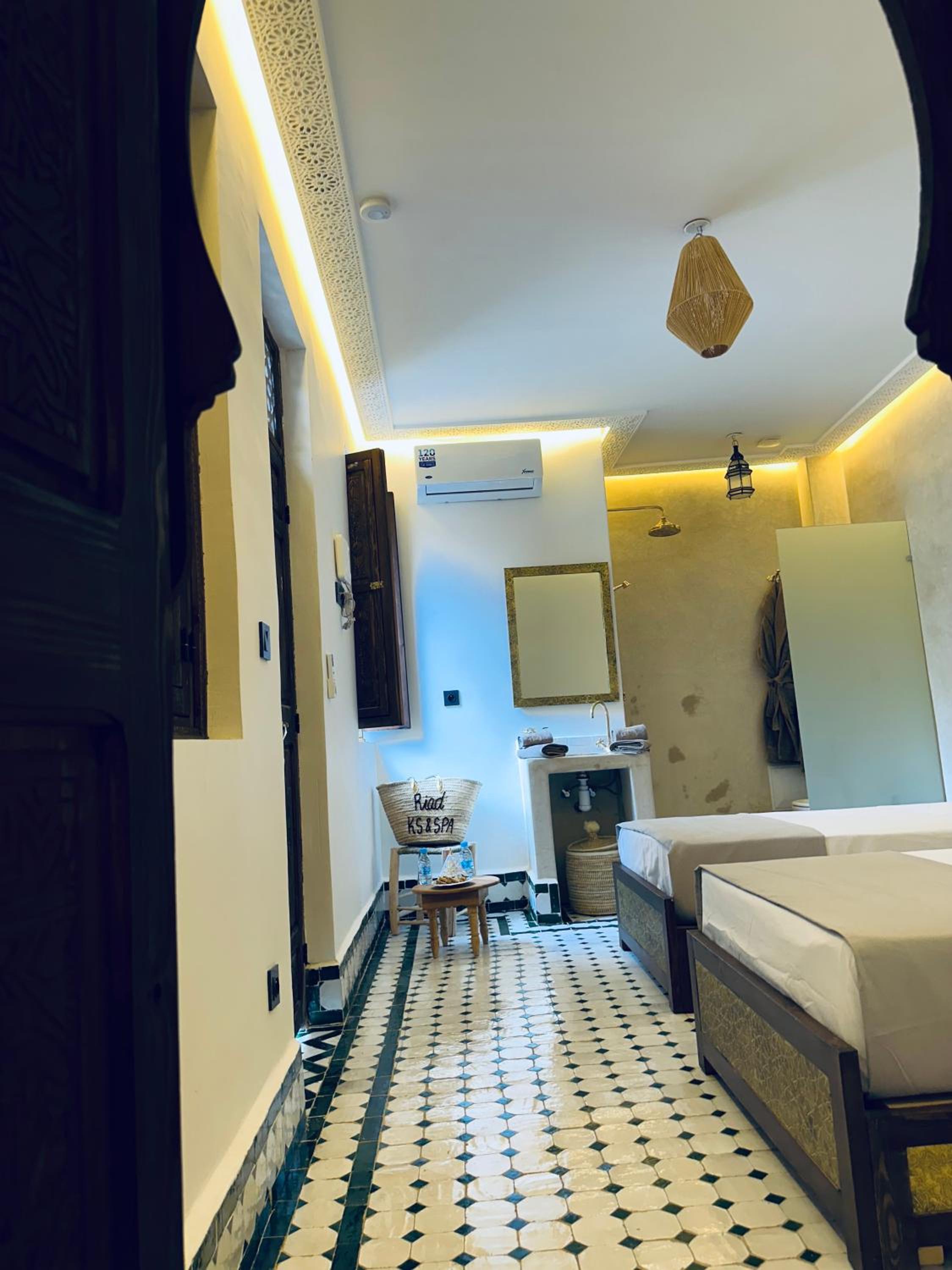 RIAD KS & SPA