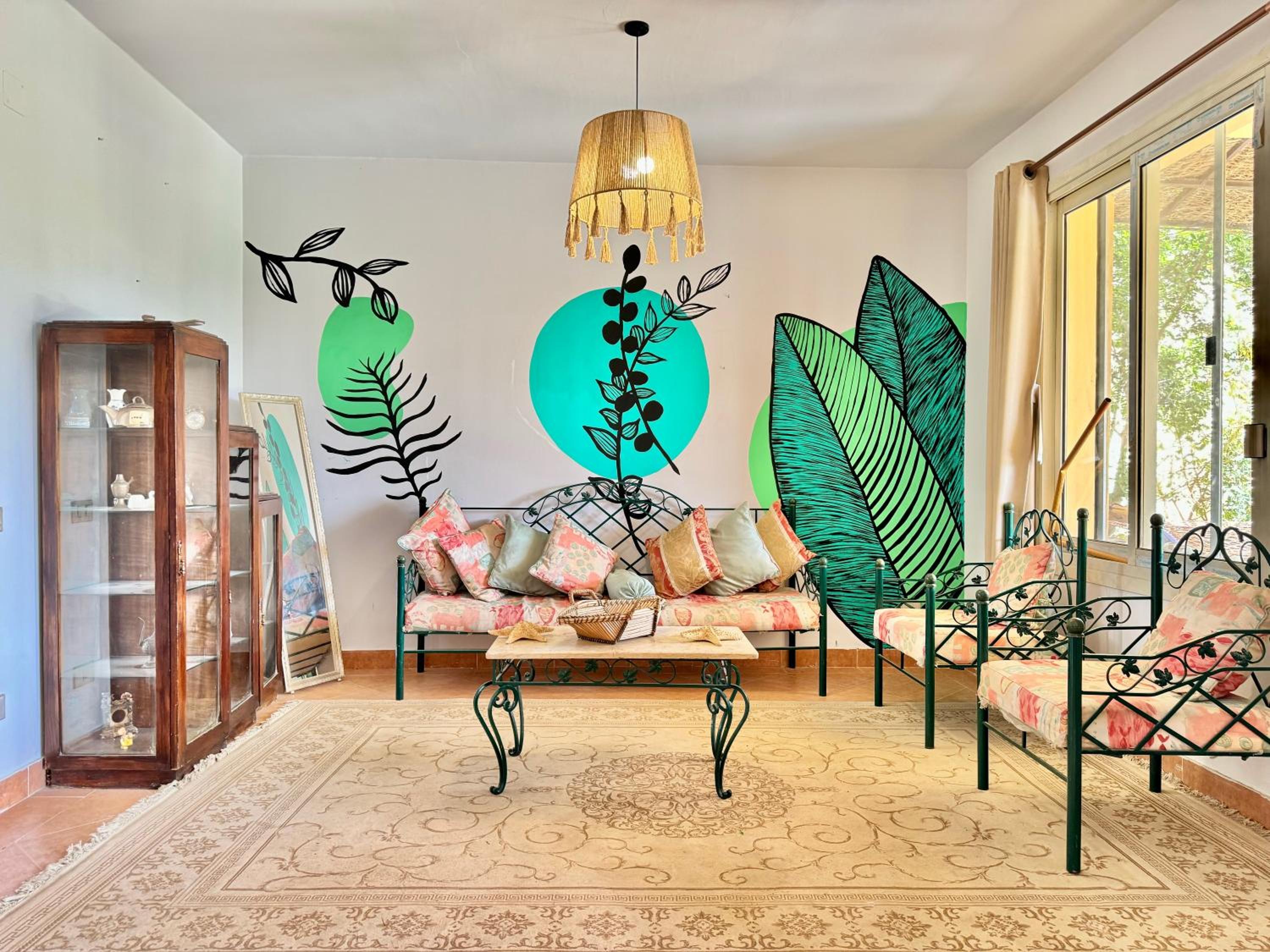 Spacious 5BR Cozy Beachfront Villa - Stunning Views view 4