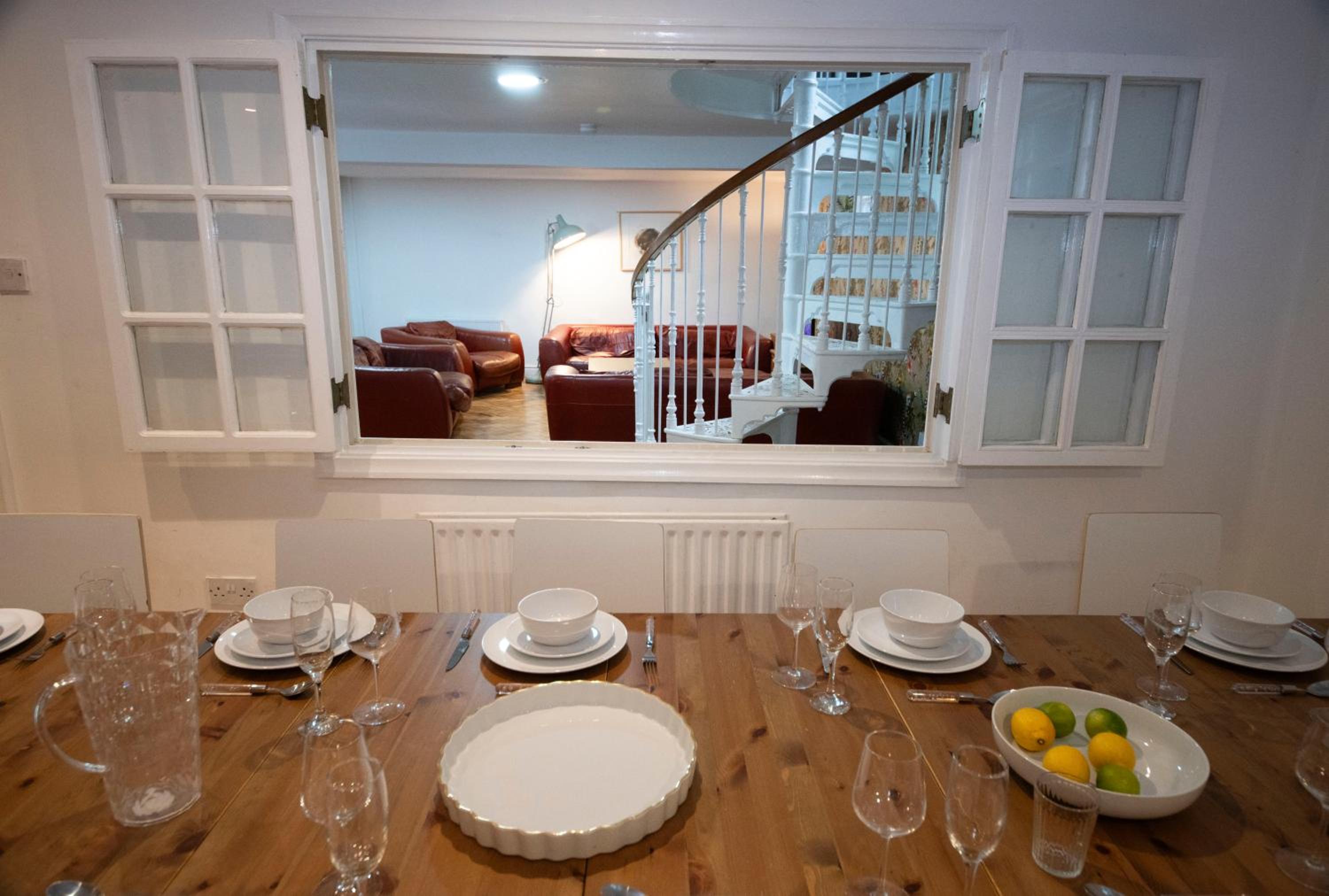 Spacious house Liverpool city centre L1, sleeps 16 view 5