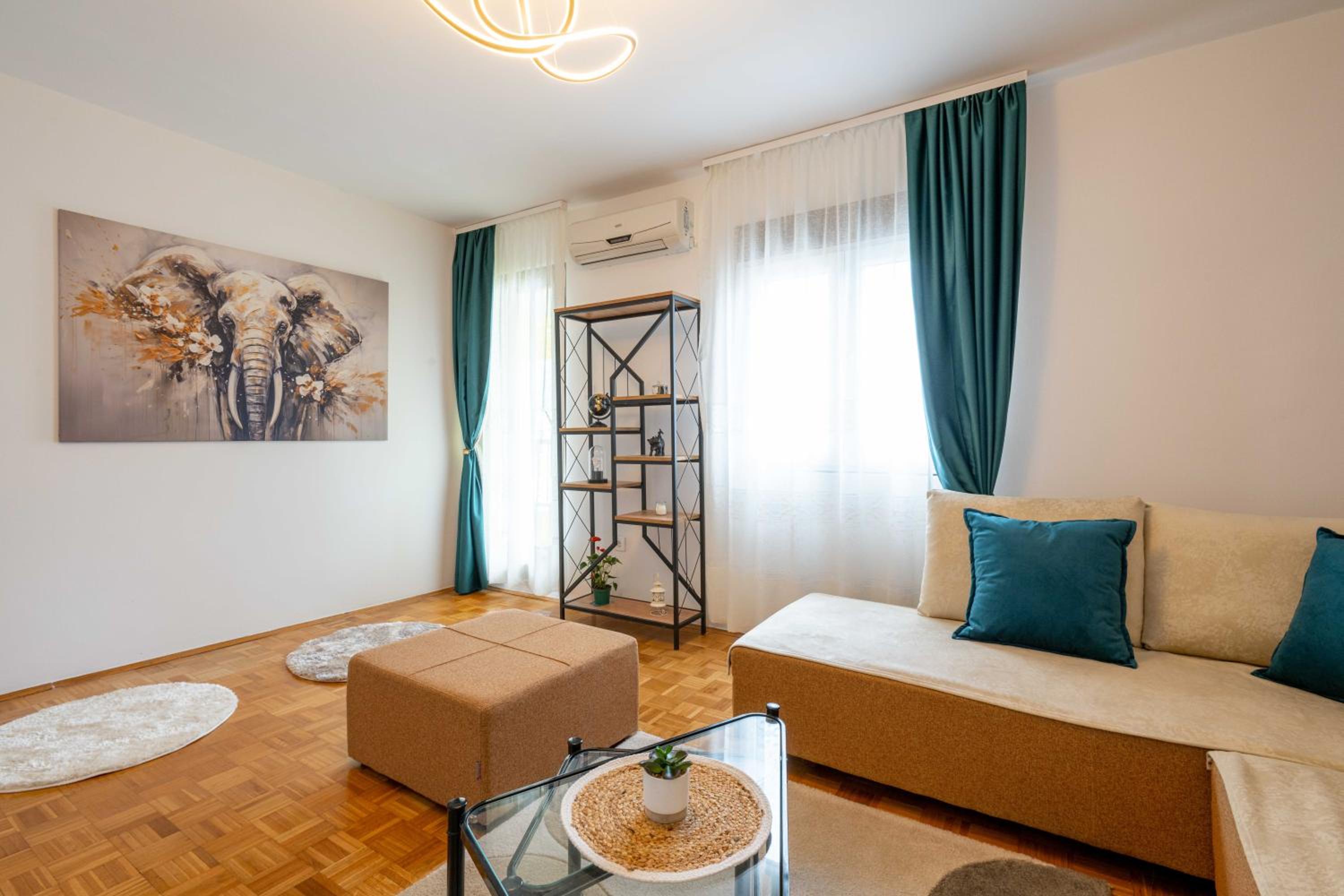 Apartment UR view 5