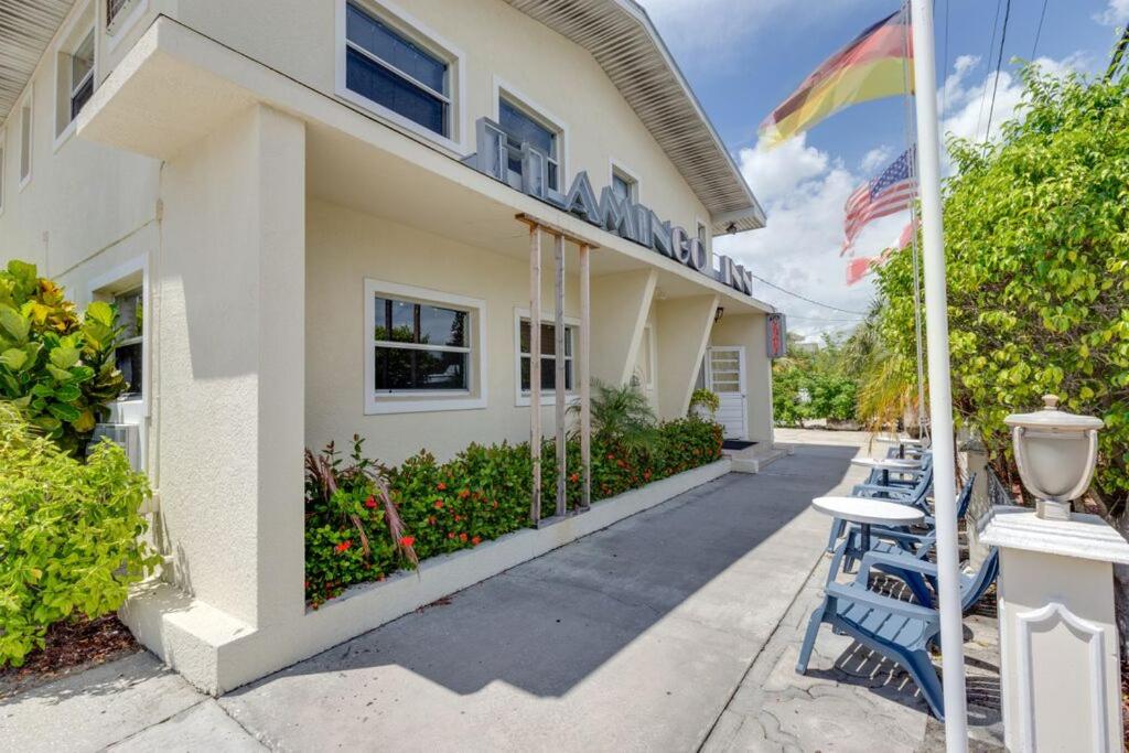 Flamingo Inn view 5