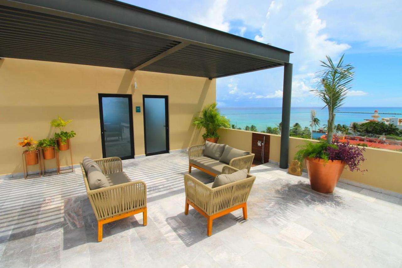 Excellent location 1BR Home Downtown, 1min Beach view 2