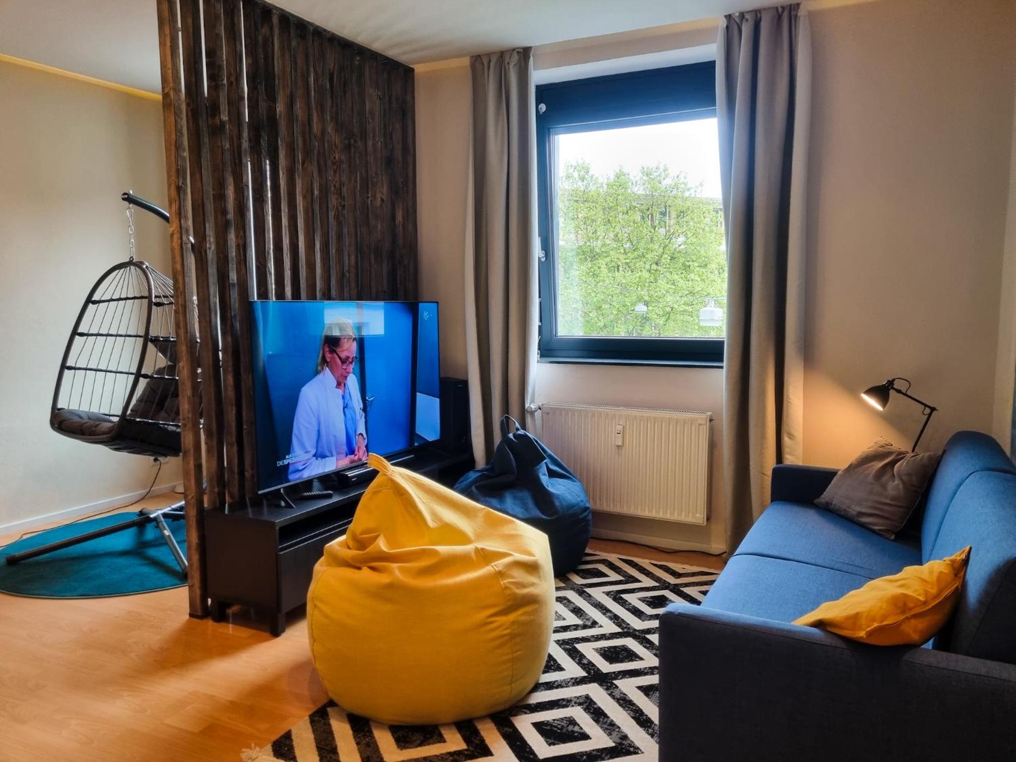 maremar - City Design Apartment - 2 Schlafzimmer - Luxus Boxspringbetten - Küche - Highspeed WIFI - Arbeitsplätze