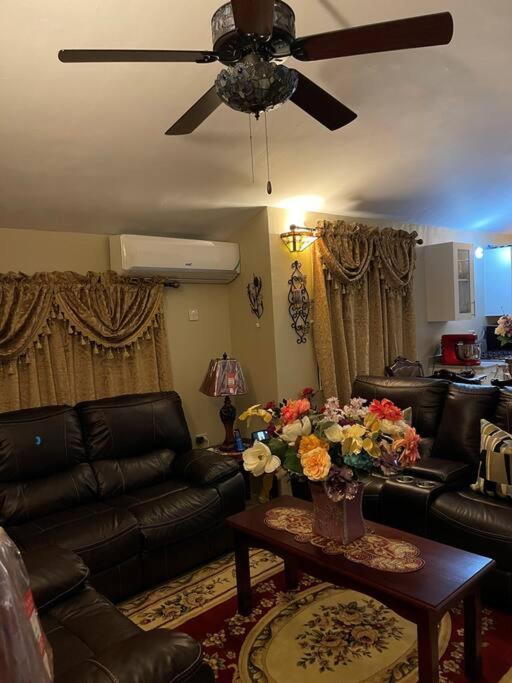 Cheerful Two-bedroom 1bath, WIFI, air conditioning view 3
