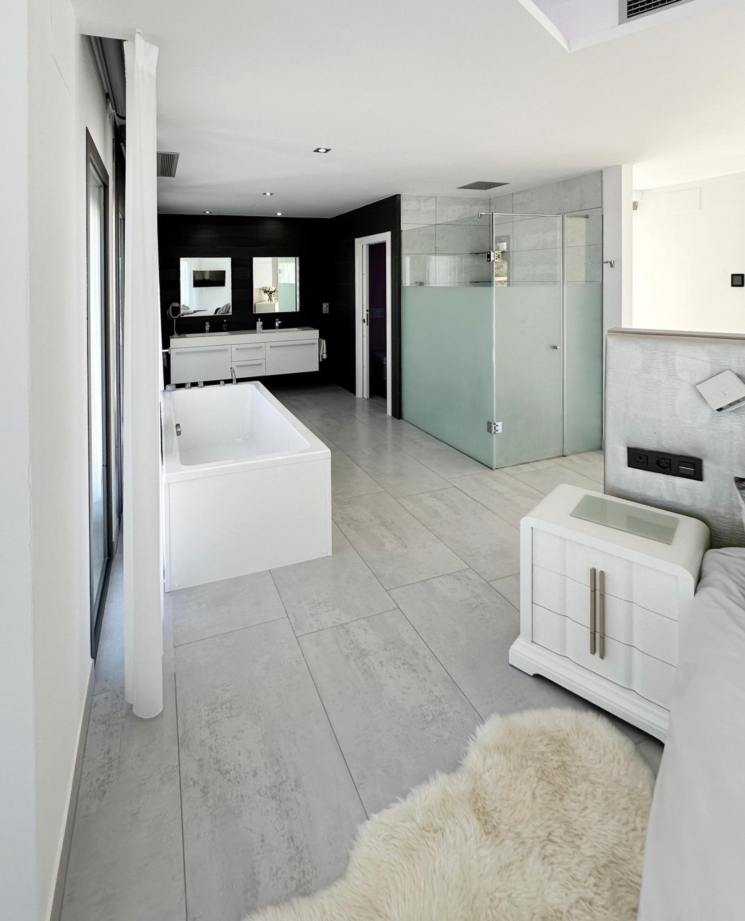 Exquisite Luxury Paradise