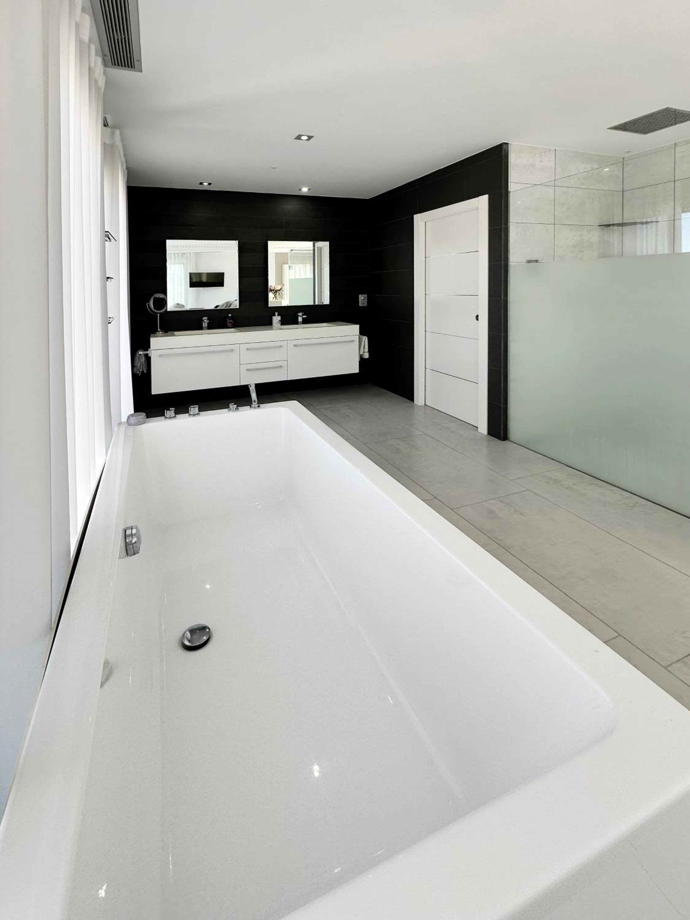 Exquisite Luxury Paradise