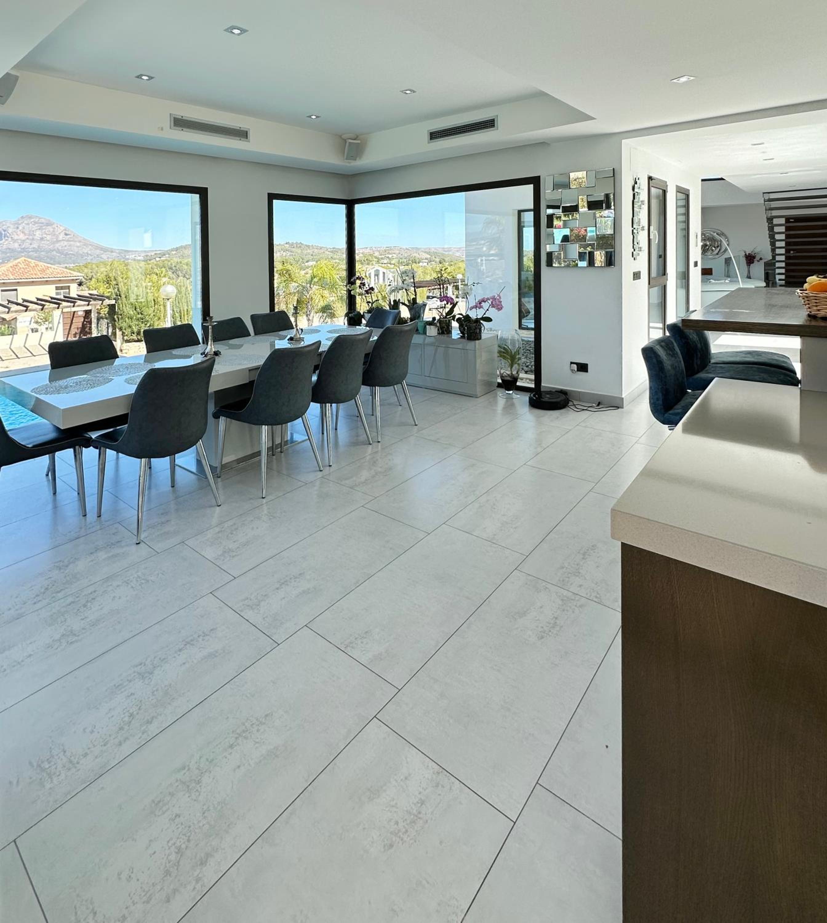 Exquisite Luxury Paradise