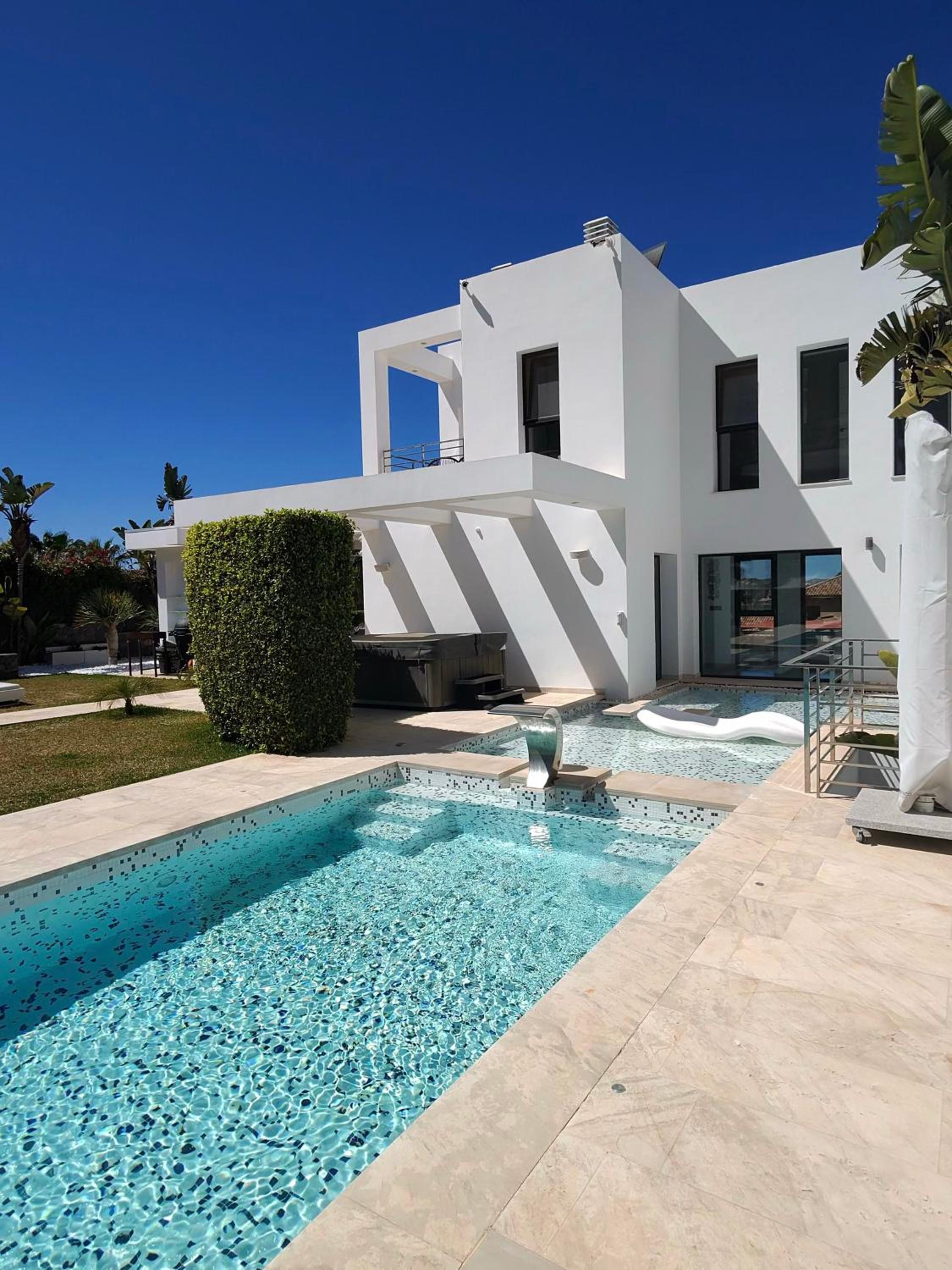 Exquisite Luxury Paradise