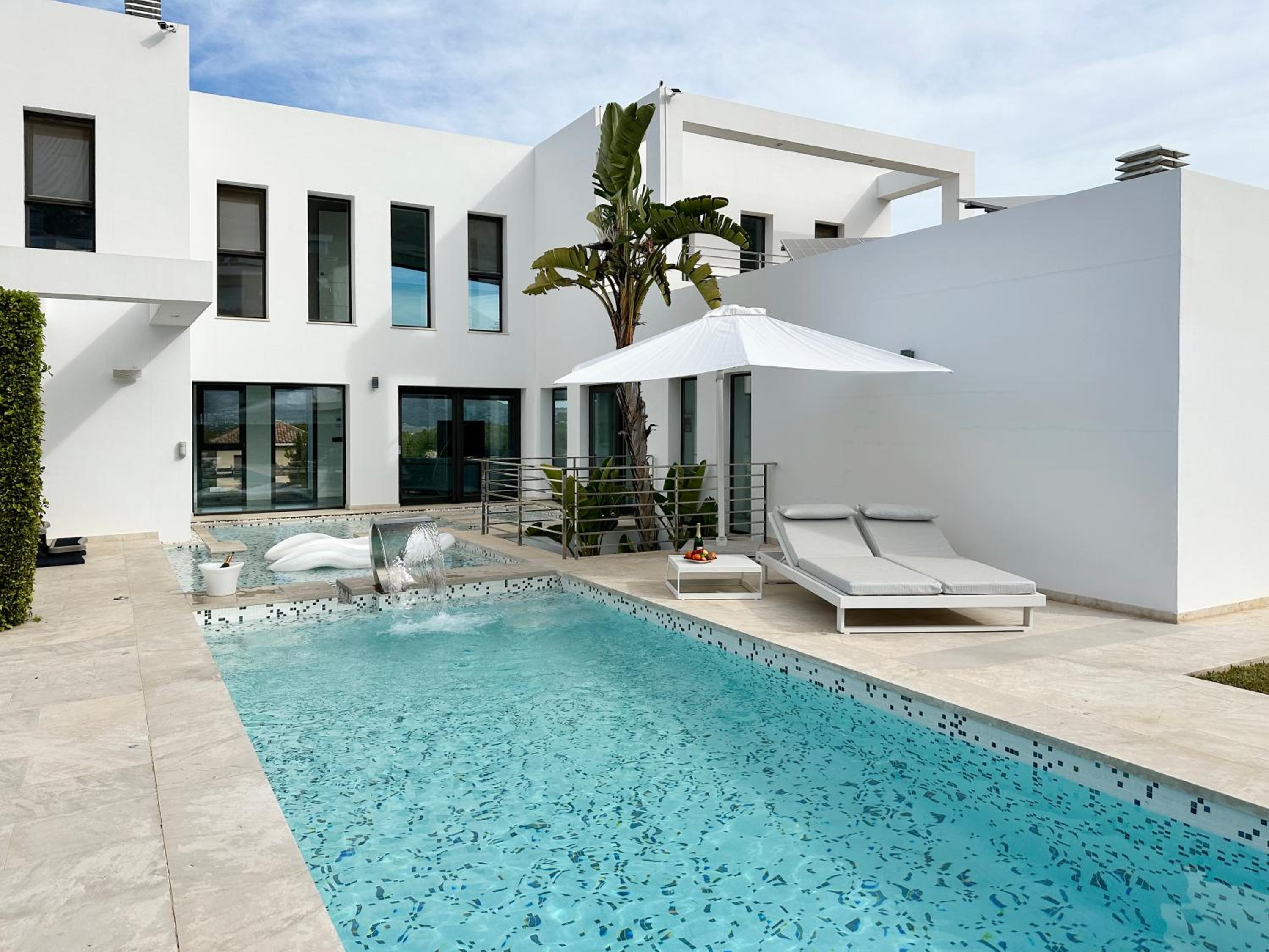 Exquisite Luxury Paradise