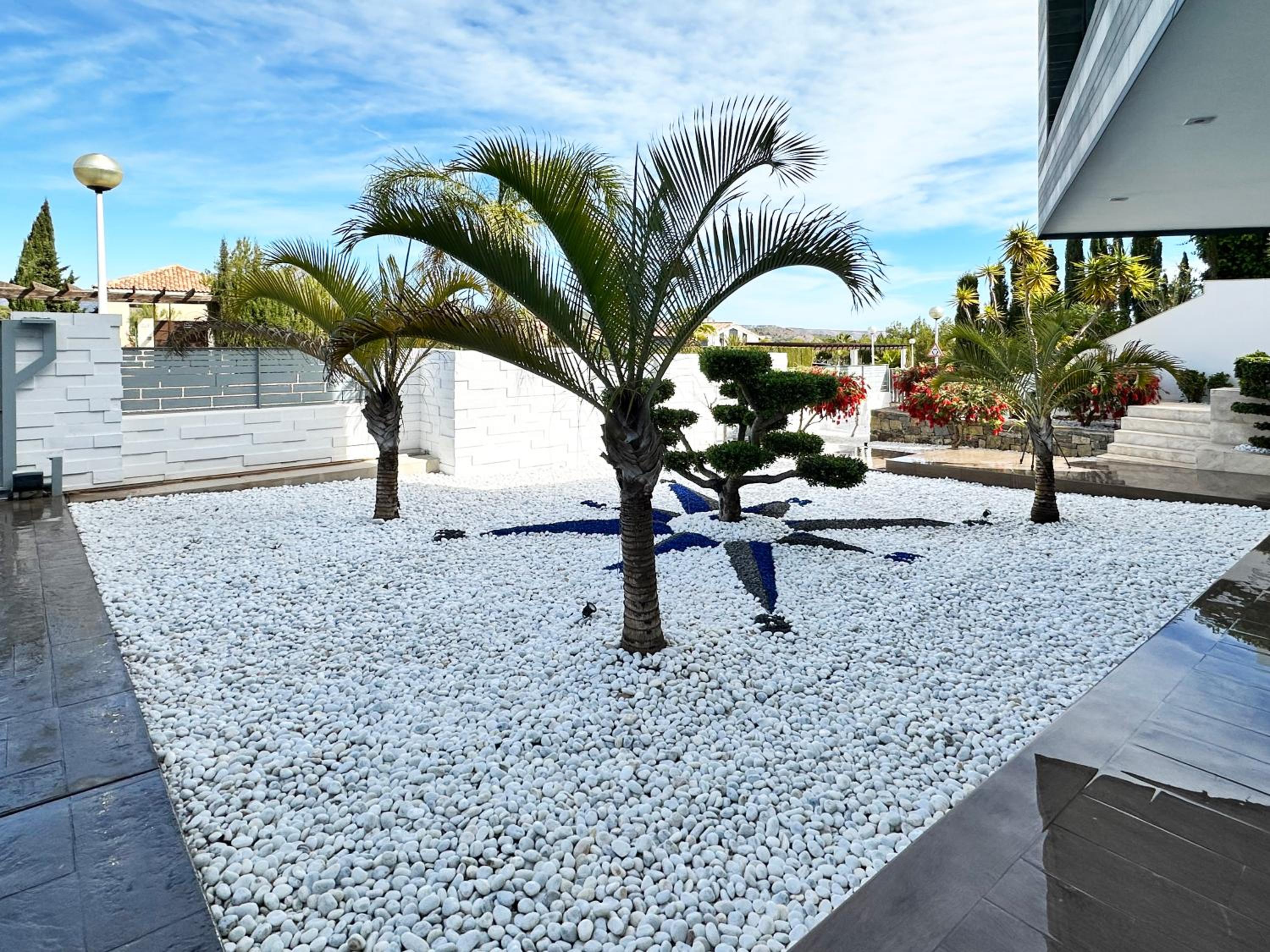 Exquisite Luxury Paradise