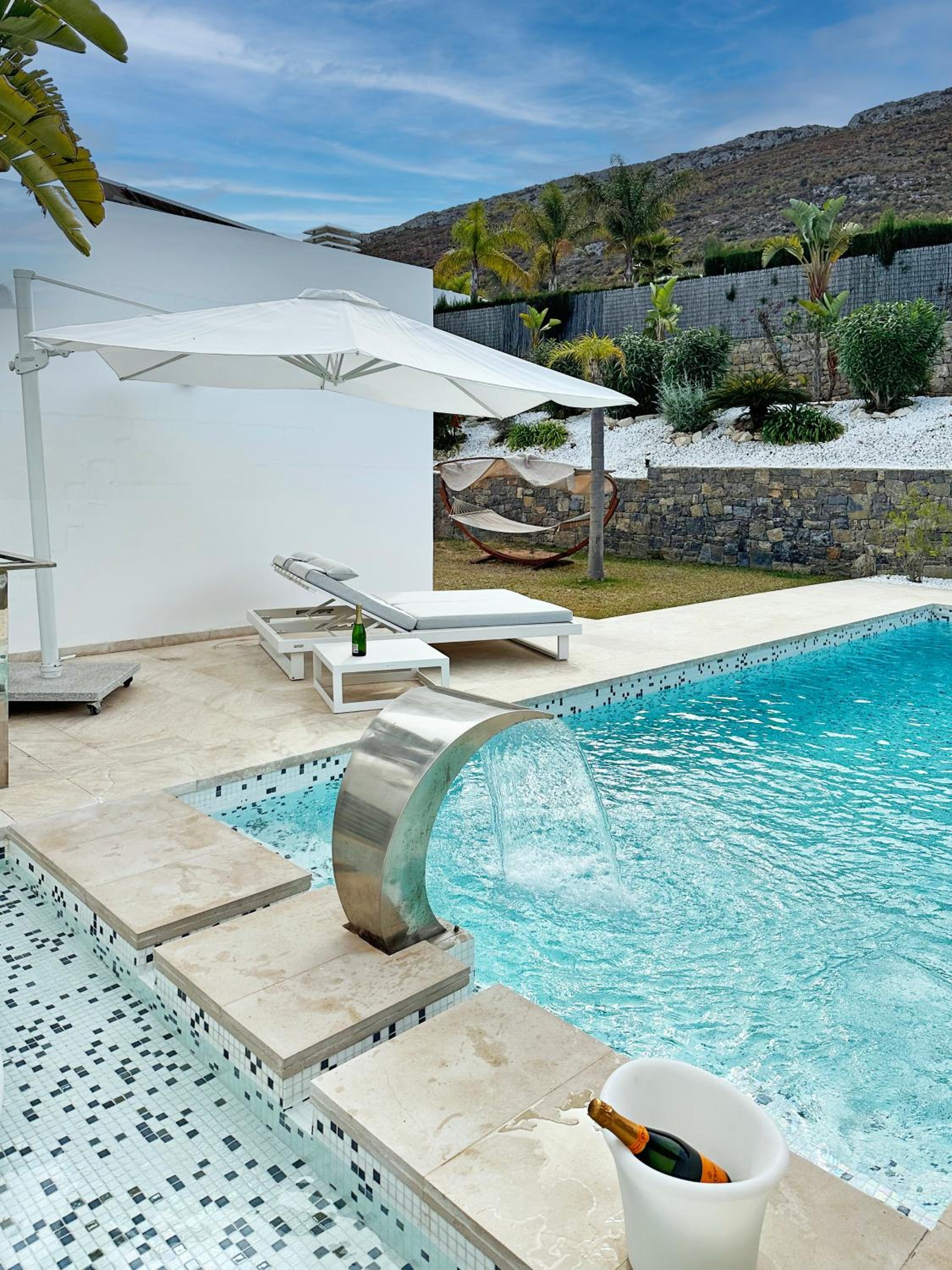 Exquisite Luxury Paradise