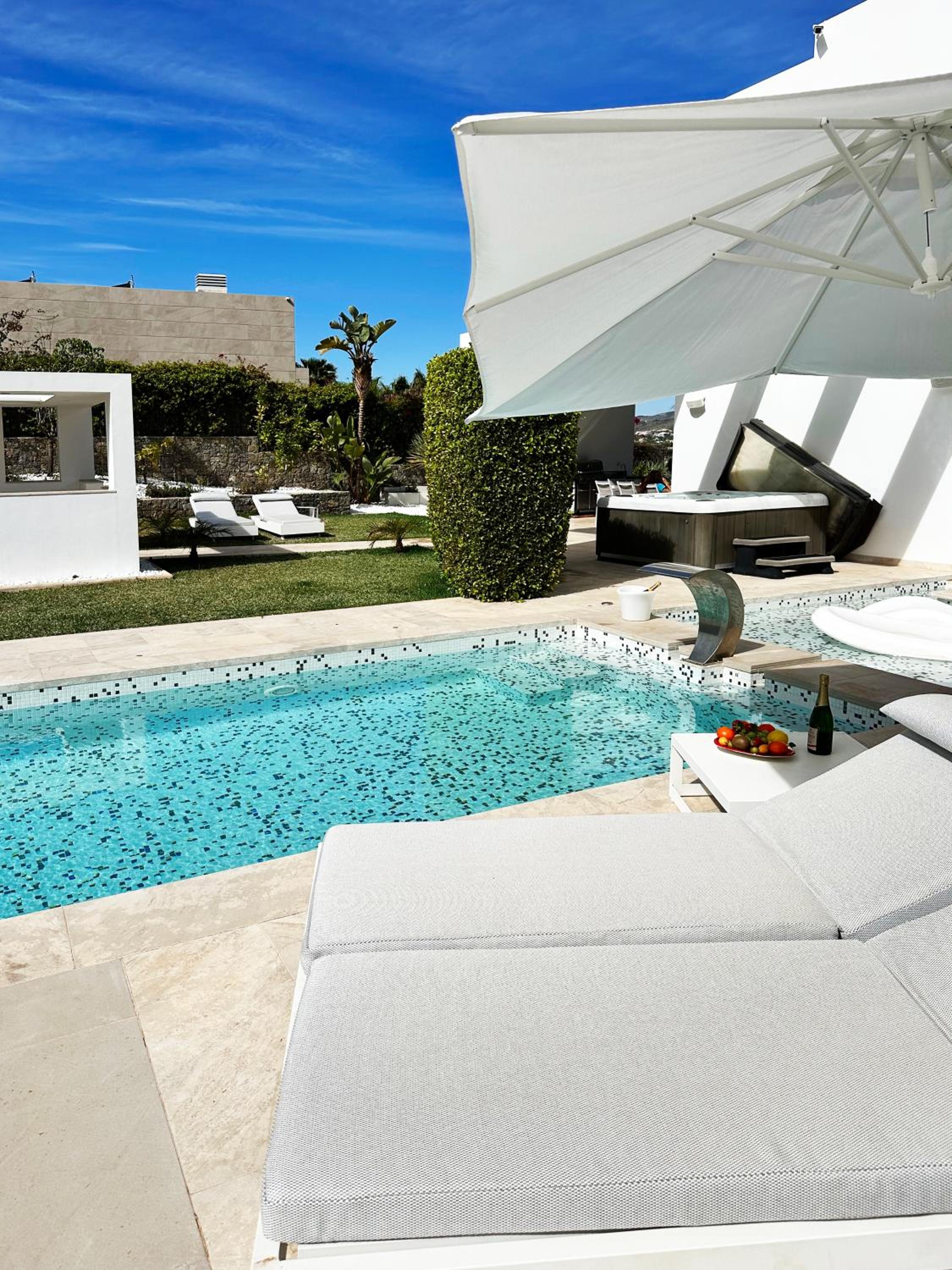 Exquisite Luxury Paradise