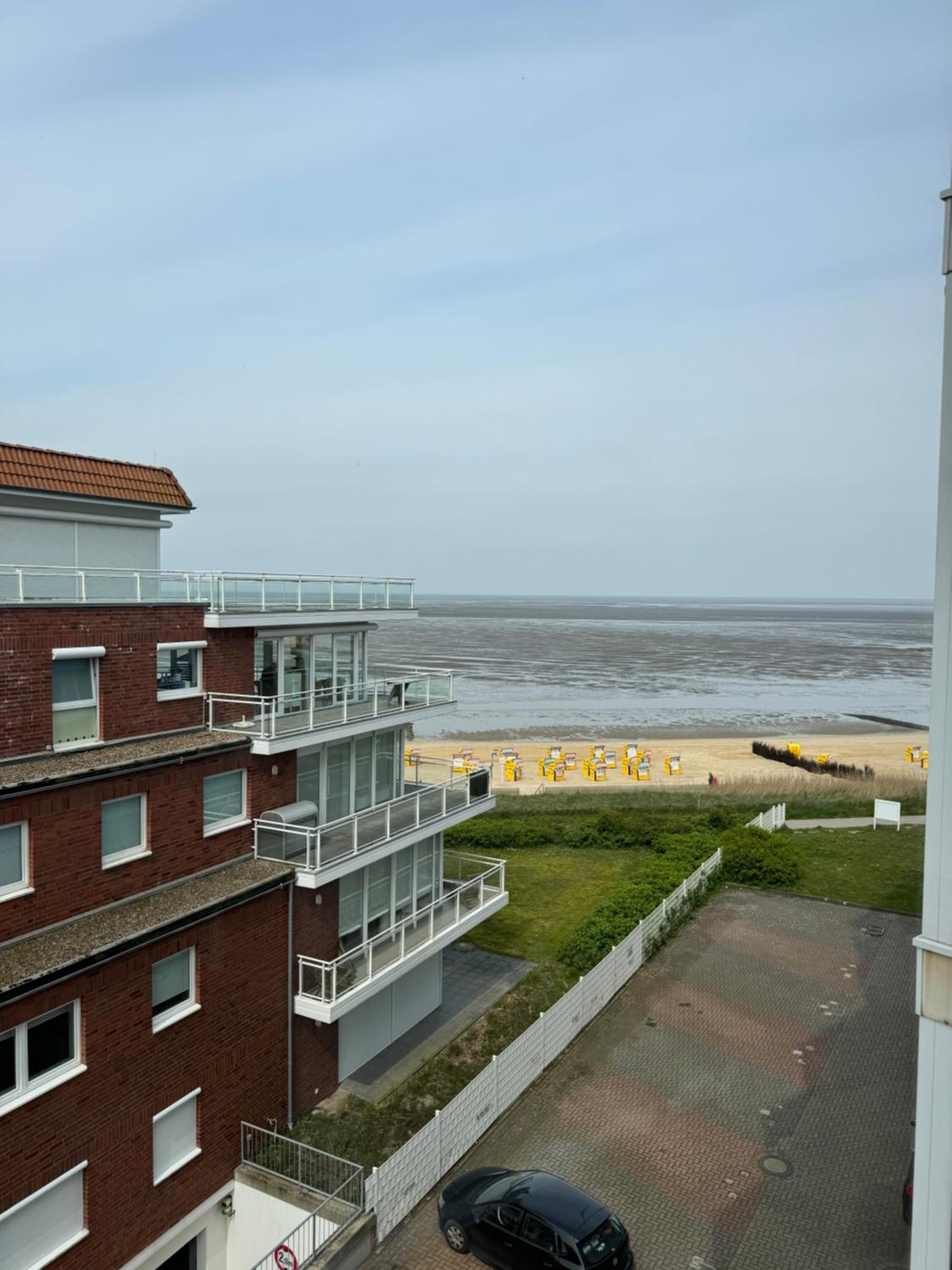 Traumhafte Ferienwohnung - direkter Meerblick - 50m zum Strand in Cuxhaven Duhnen in 1A Lage im Haus Seehütte