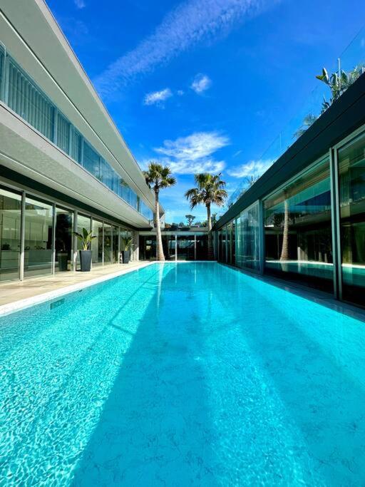 Luxury Villa Mansion LA view 3
