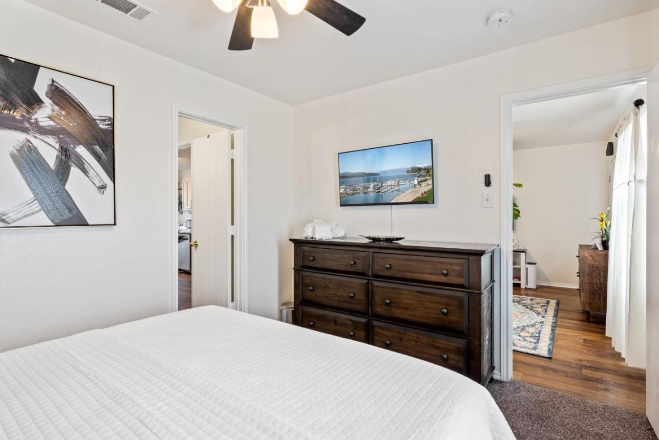 ZRoyal Stay 2BR Near Fort Cavazos - Ideal for TDY, Travel Nurses, Contractors & Extended Stays
