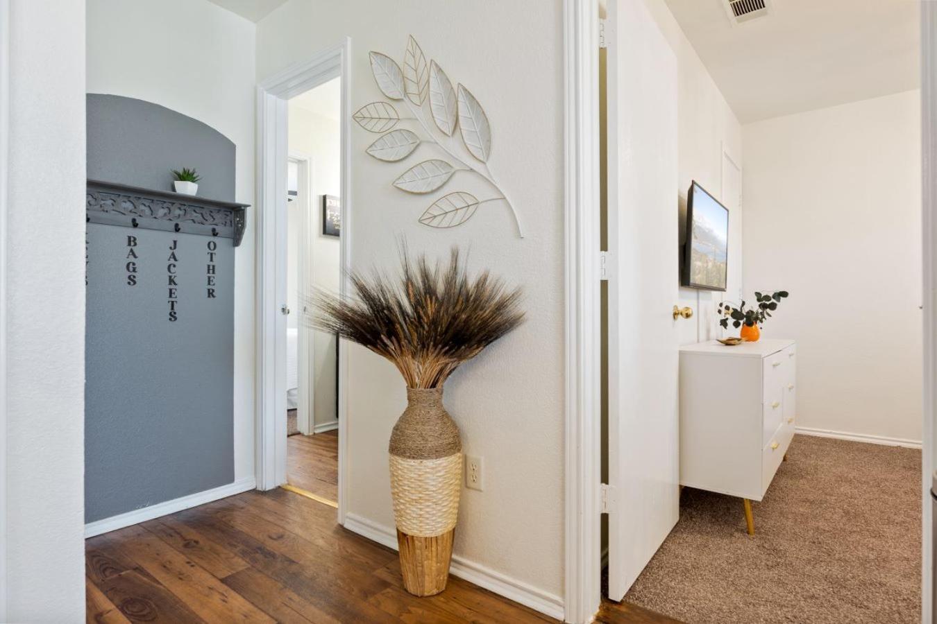 ZRoyal Stay 2BR Near Fort Cavazos - Ideal for TDY, Travel Nurses, Contractors & Extended Stays