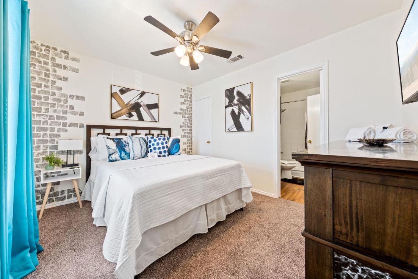 ZRoyal Stay 2BR Near Fort Cavazos - Ideal for TDY, Travel Nurses, Contractors & Extended Stays