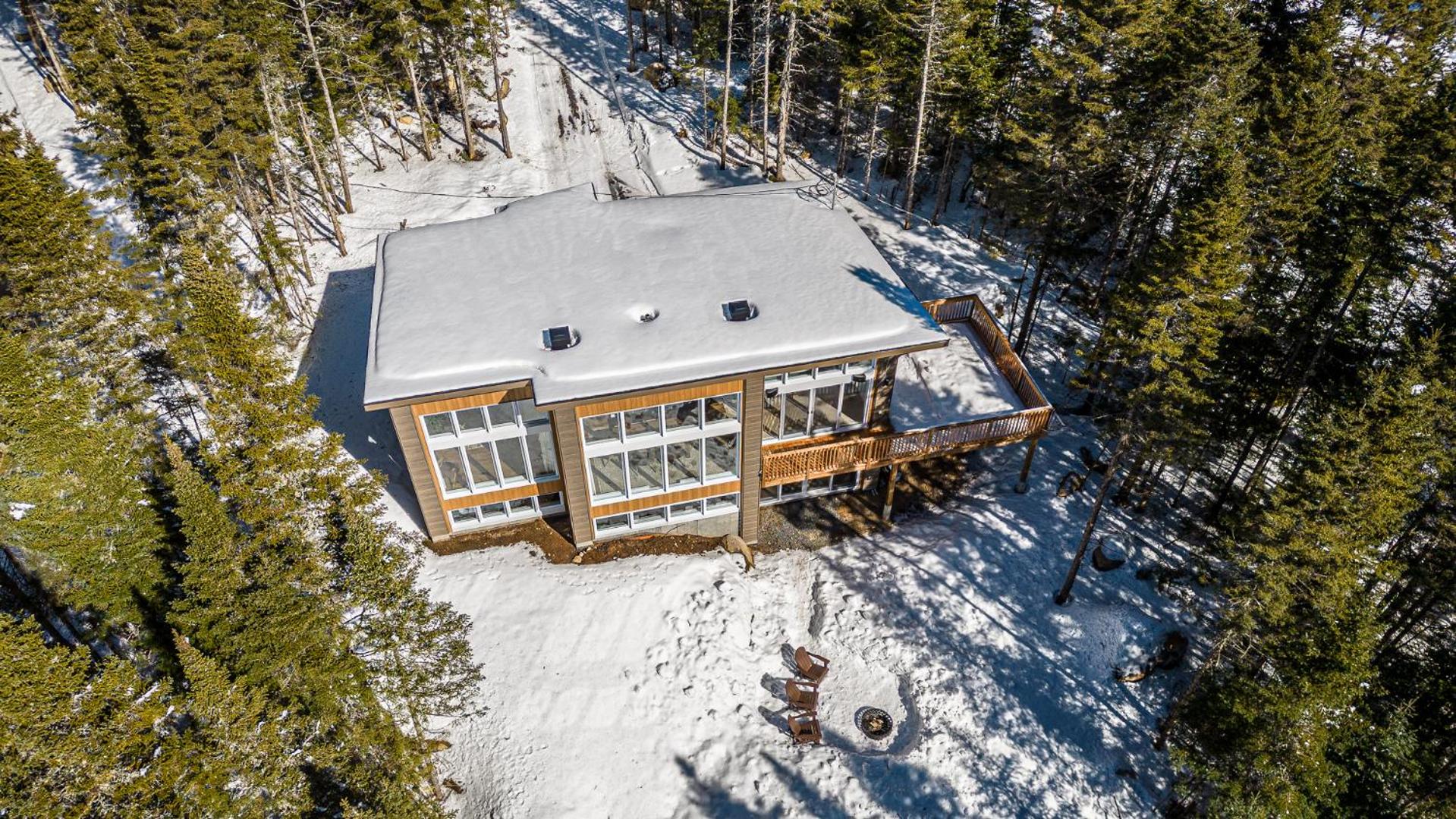 Luxurious & Tranquil Nature Getaway with SPA & Scenic Views