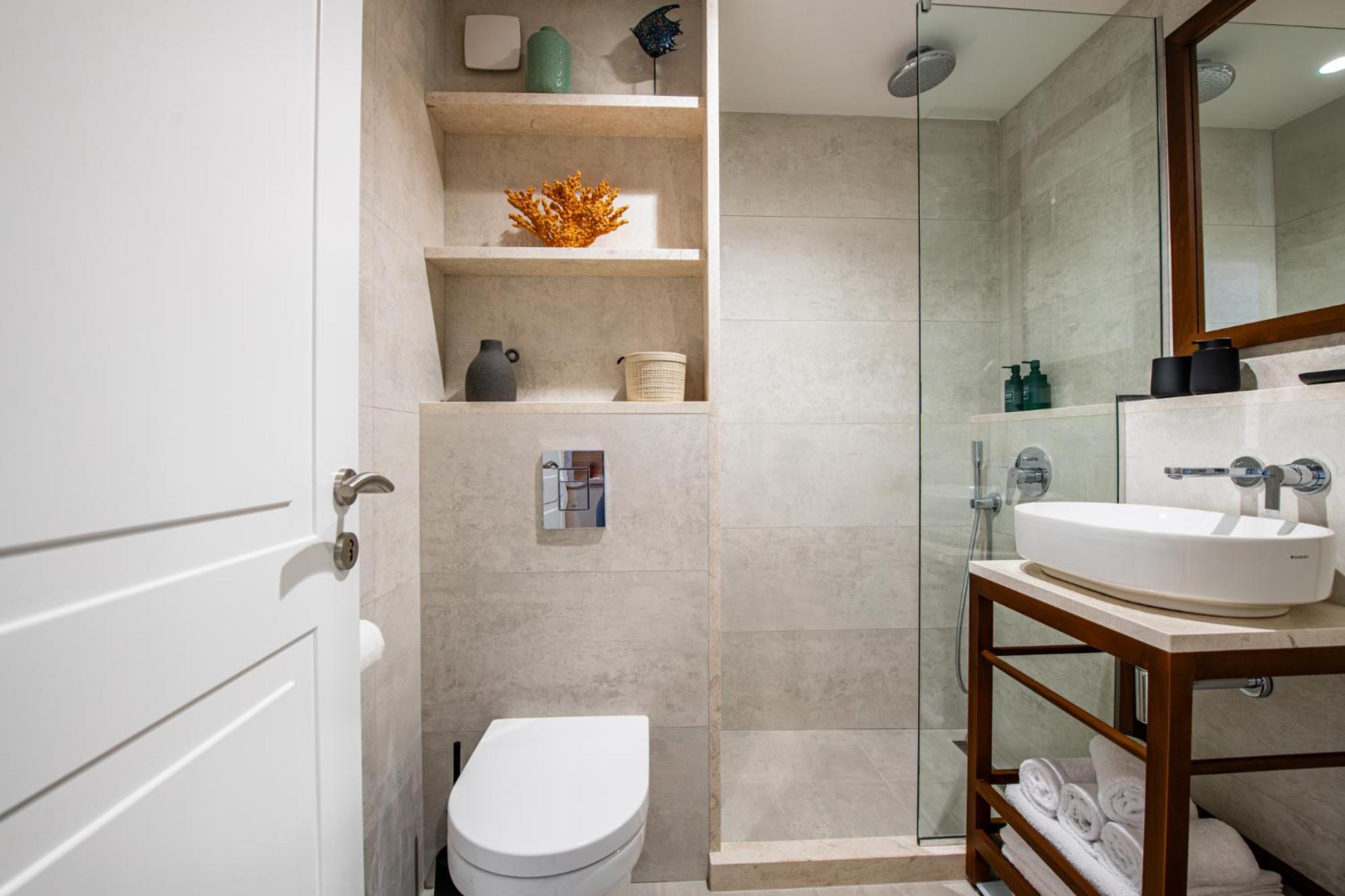 Marina Studio Apartment photo 5